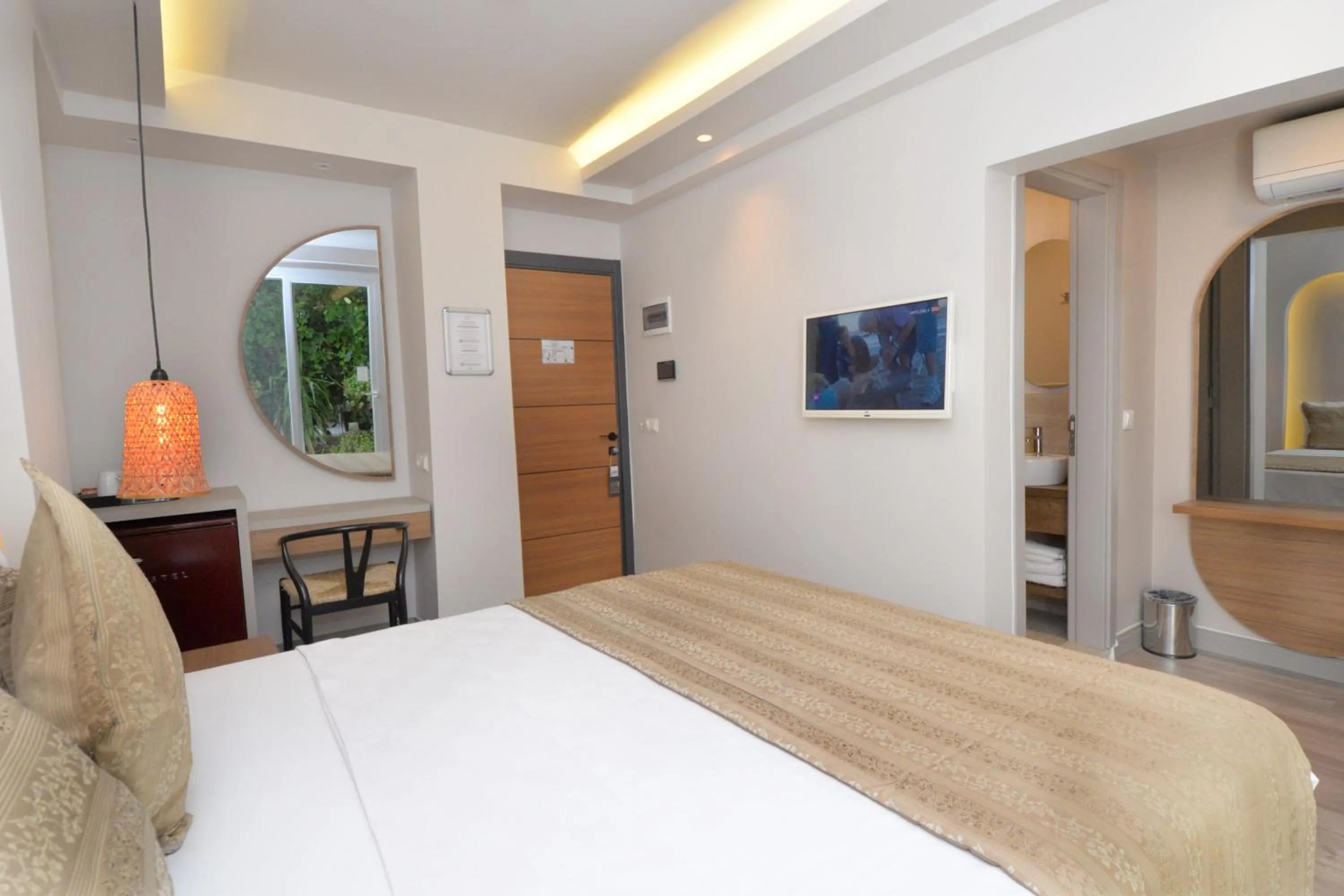 TV and multimedia, Bed in IDEE SUİTES Fethiye