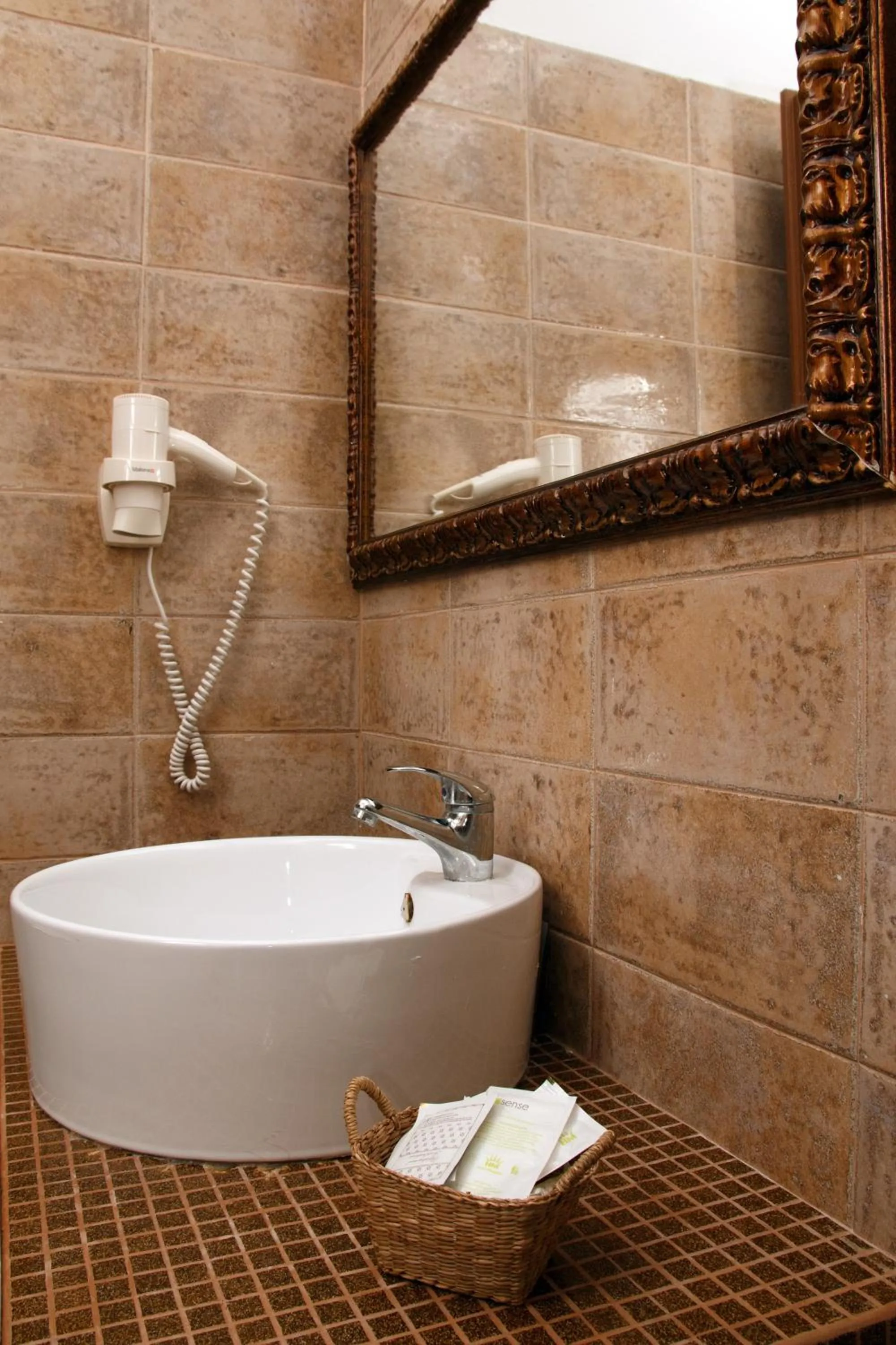 Toilet in Hotel 2D Resort and Spa