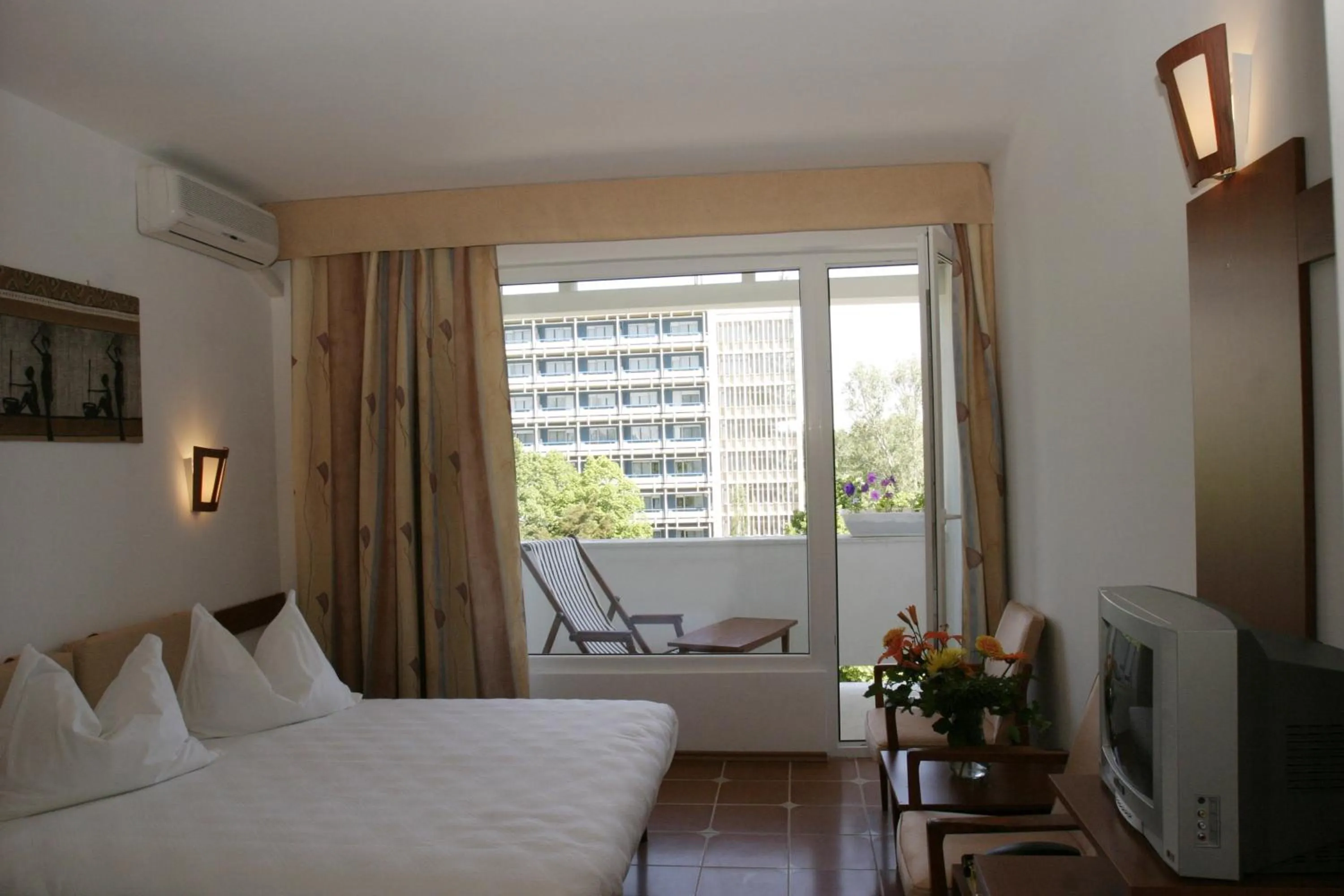 Photo of the whole room, Bed in Hotel 2D Resort and Spa