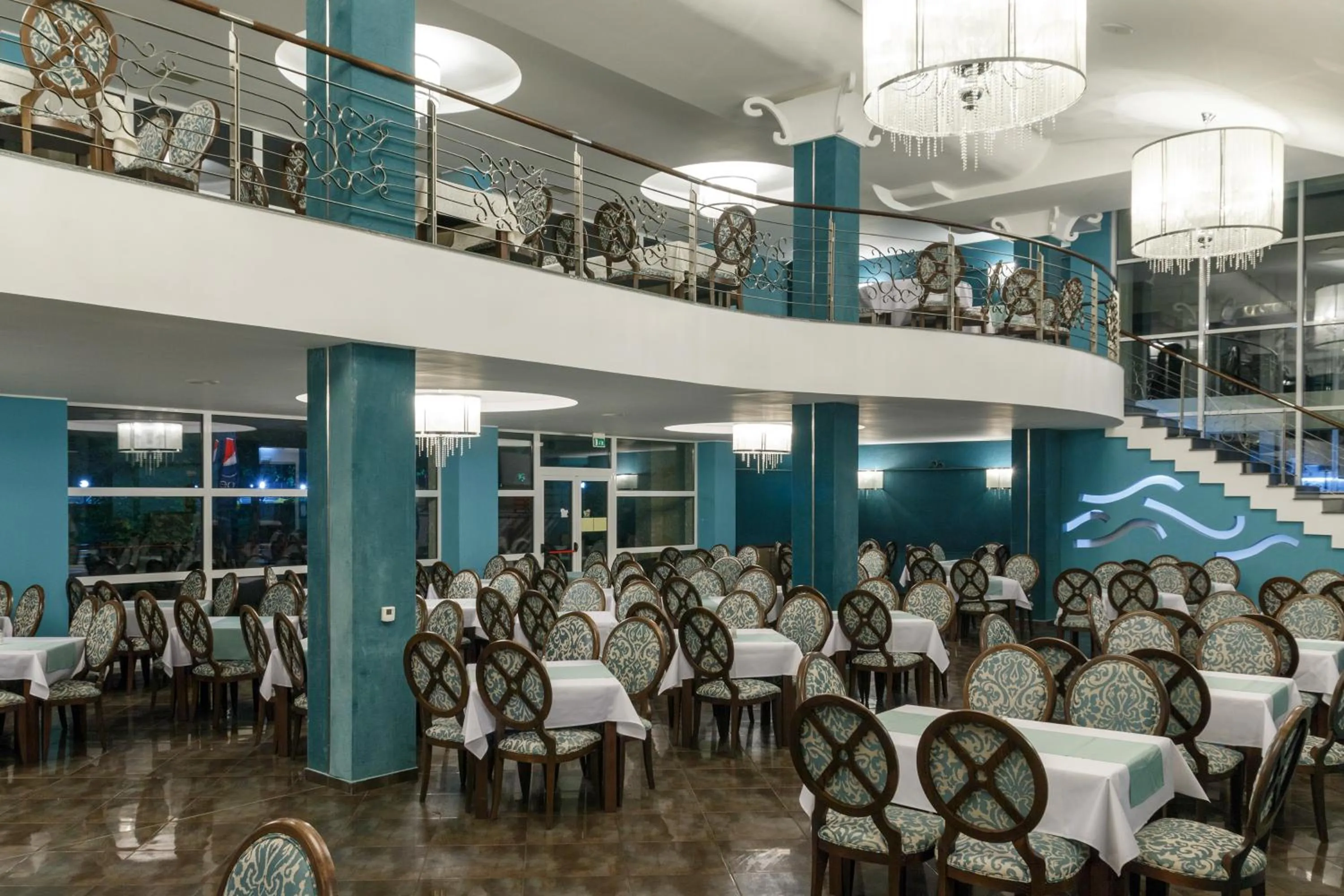 Restaurant/places to eat in Hotel 2D Resort and Spa