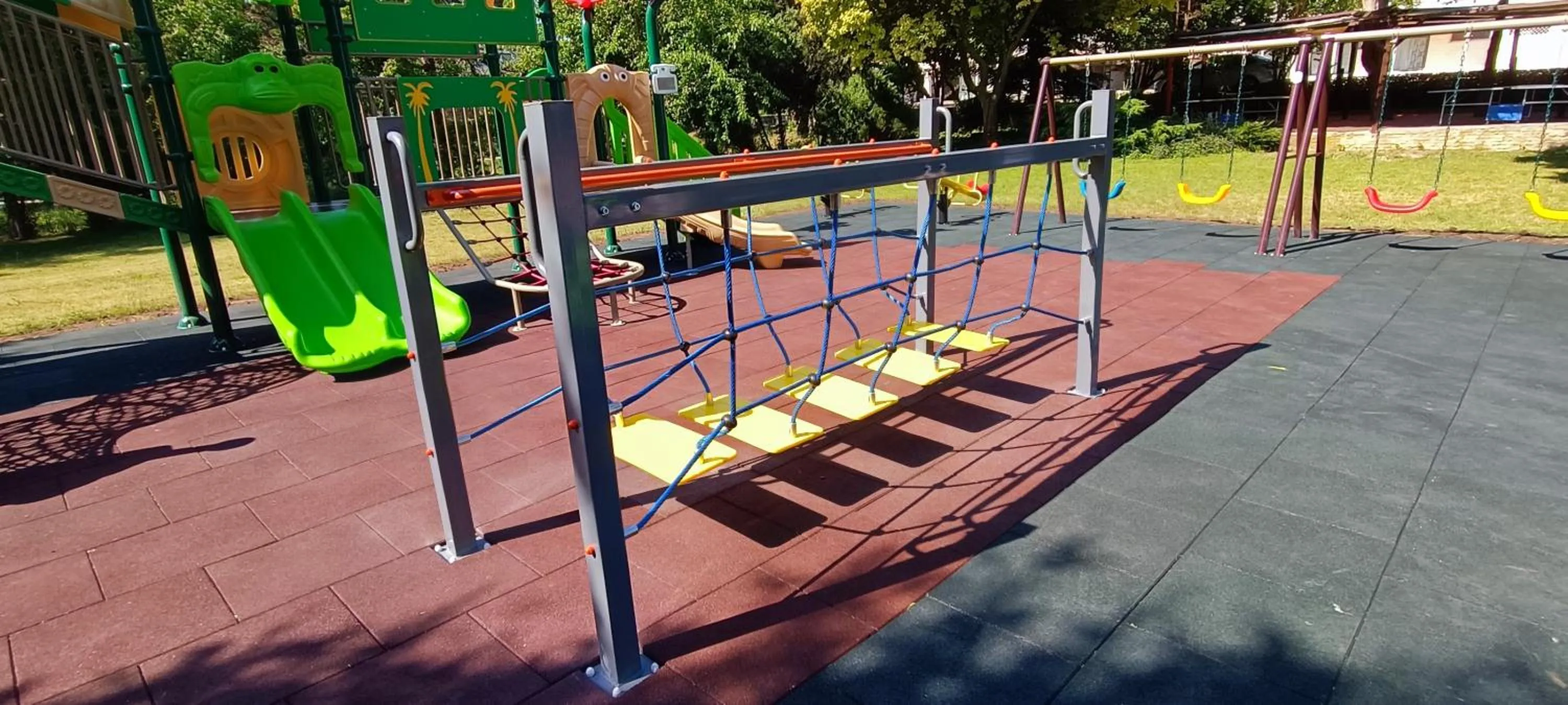 Children play ground in Hotel 2D Resort and Spa
