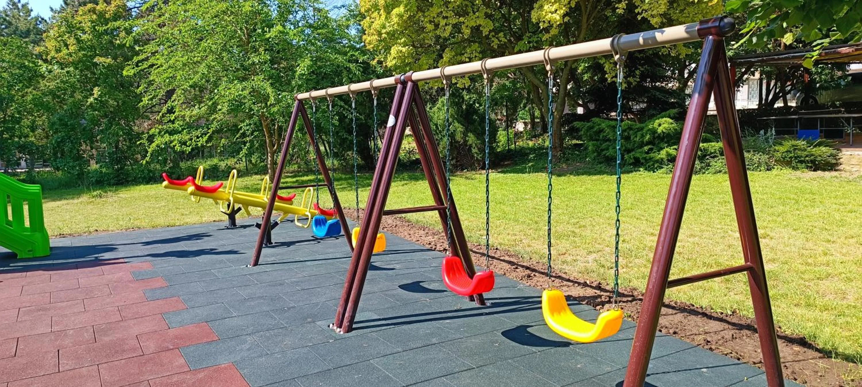 Children play ground in Hotel 2D Resort and Spa