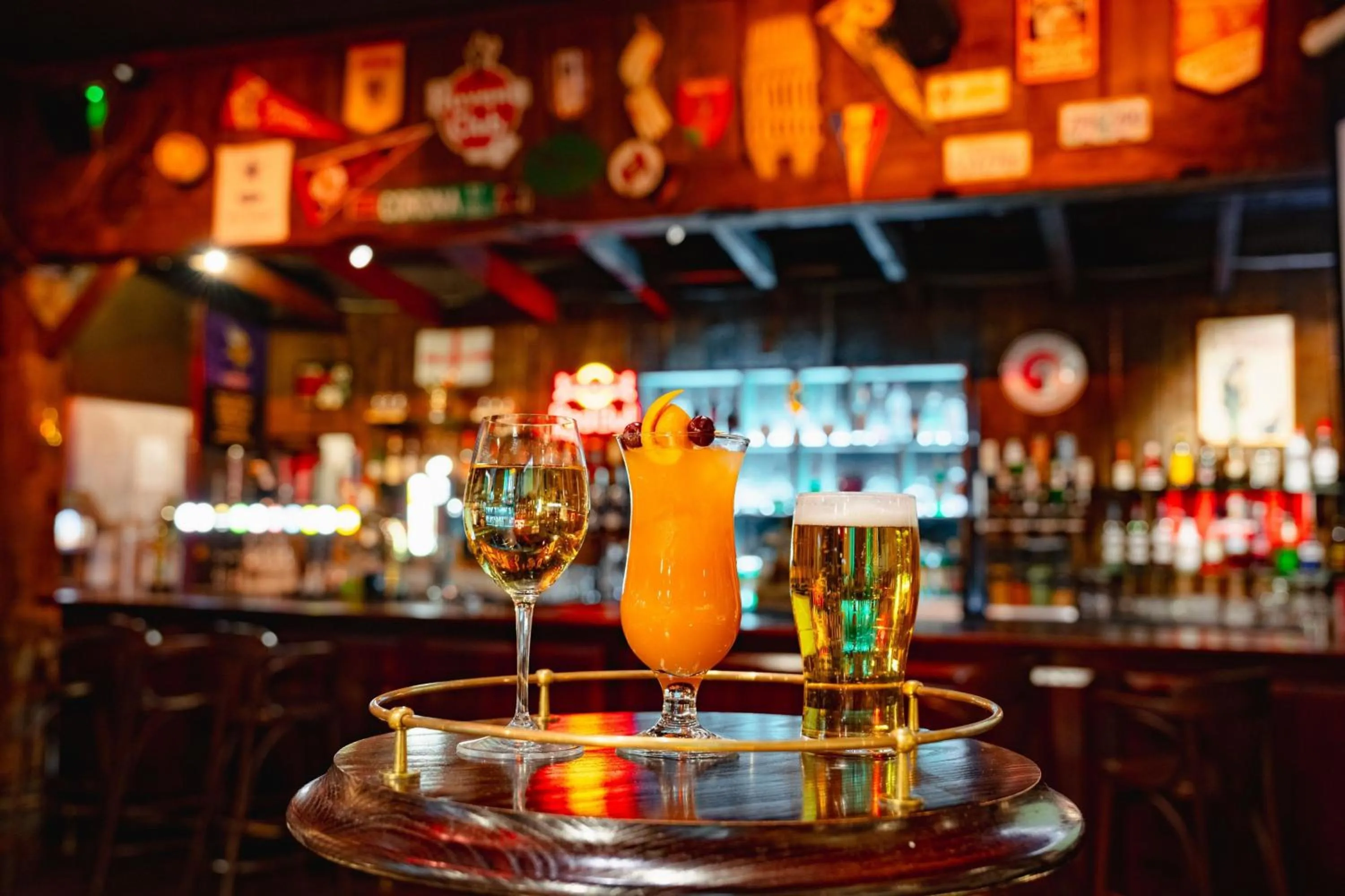 Lounge or bar in Sheraton Skyline Hotel London Heathrow