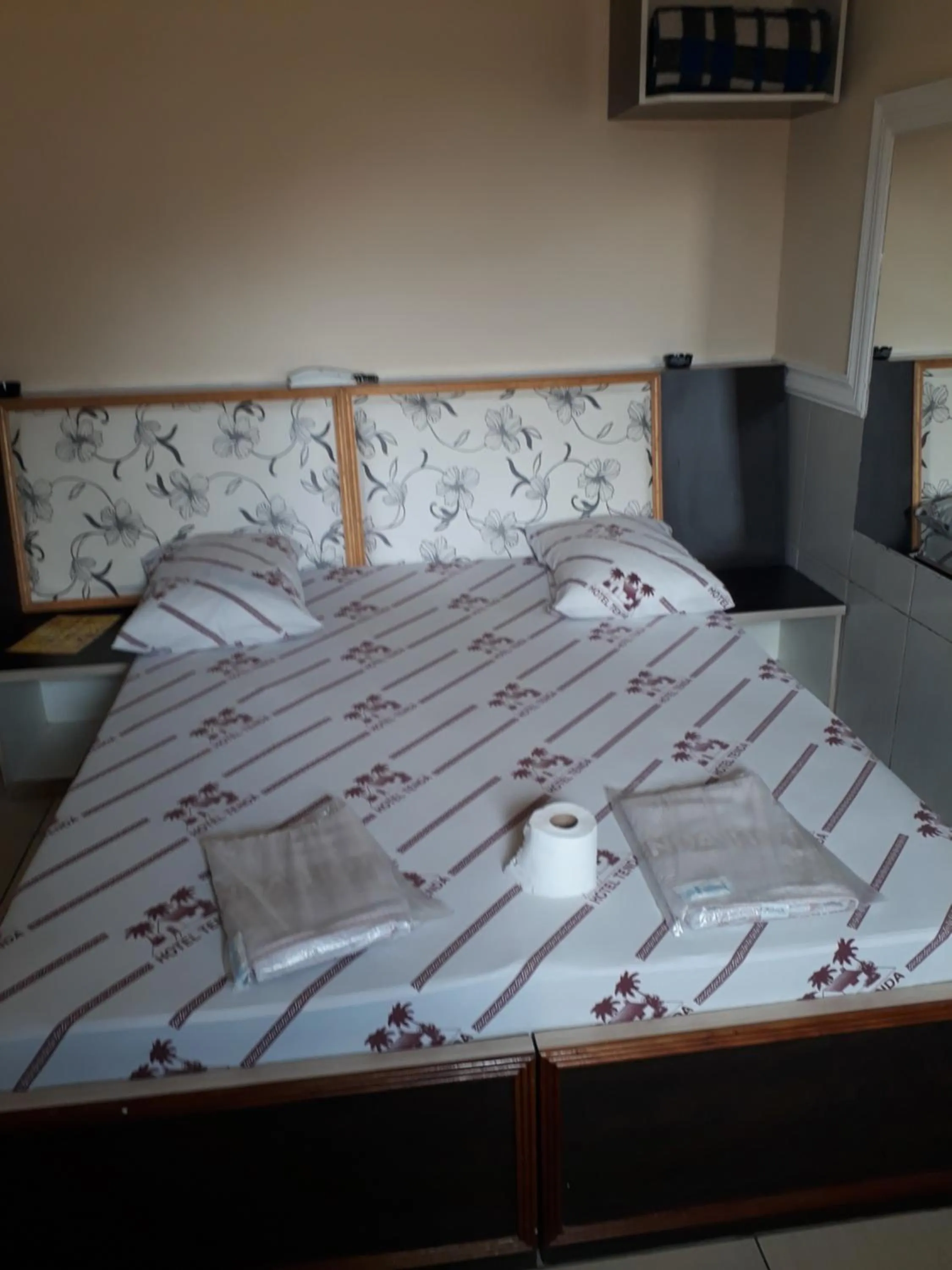 Bed in Hotel tenda 1