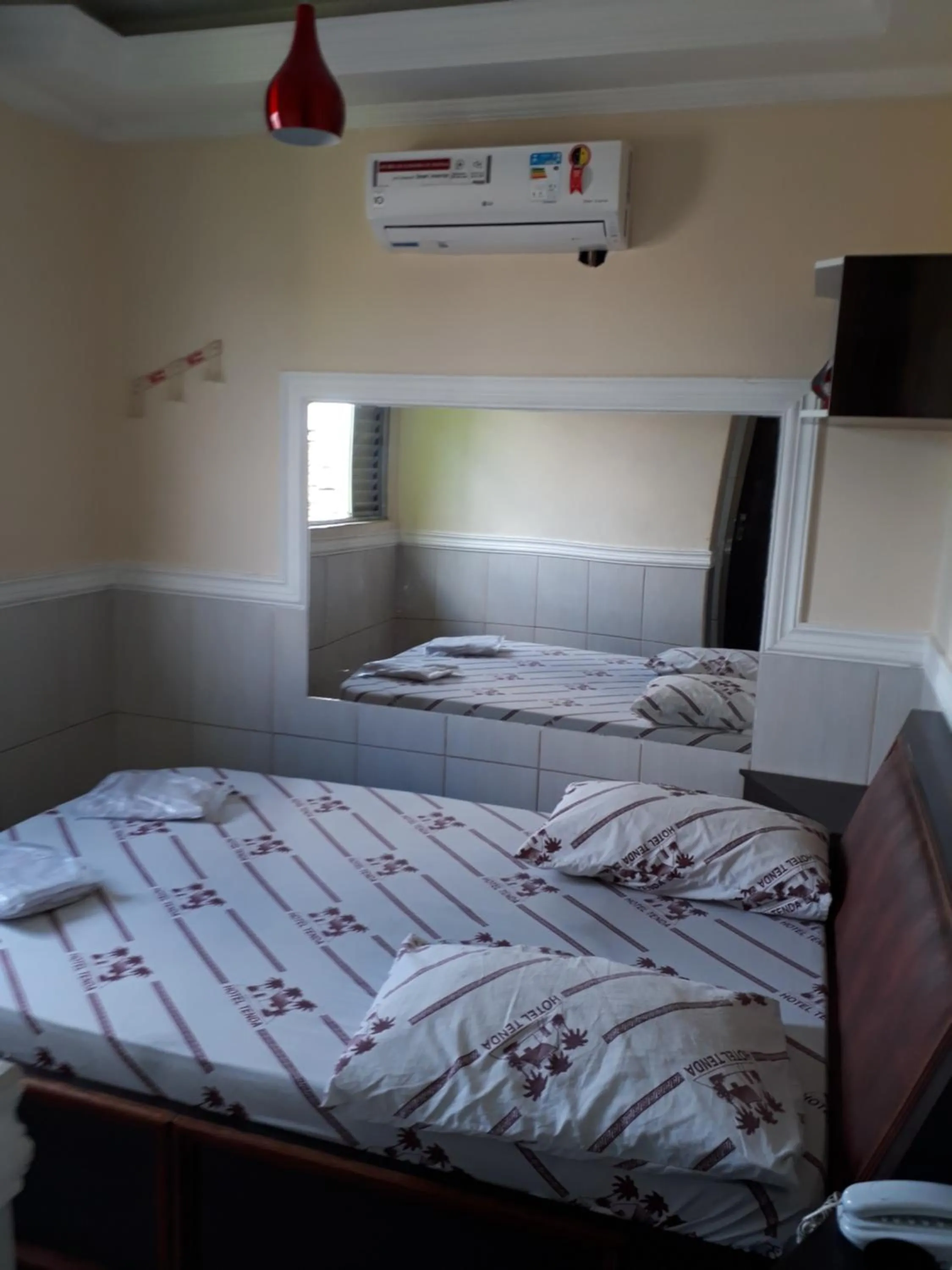 Bed in Hotel tenda 1