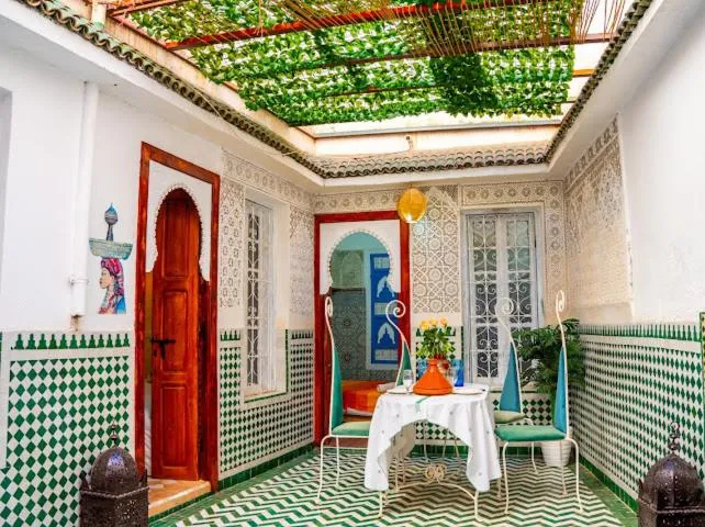 Dar Sarsar Artistic Music