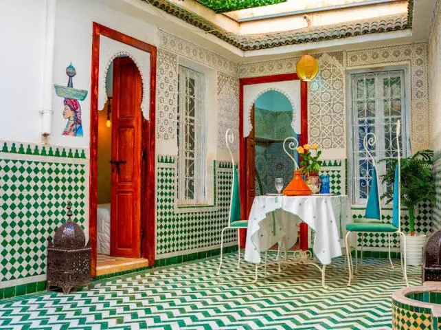 Dar Sarsar Artistic Music