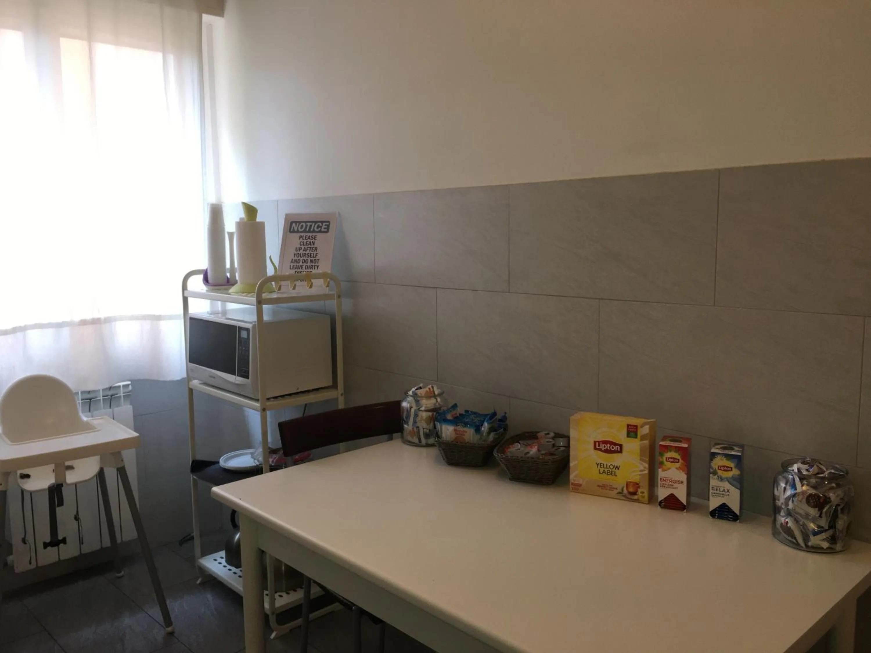 Kitchen or kitchenette in Affittacamere Delfo