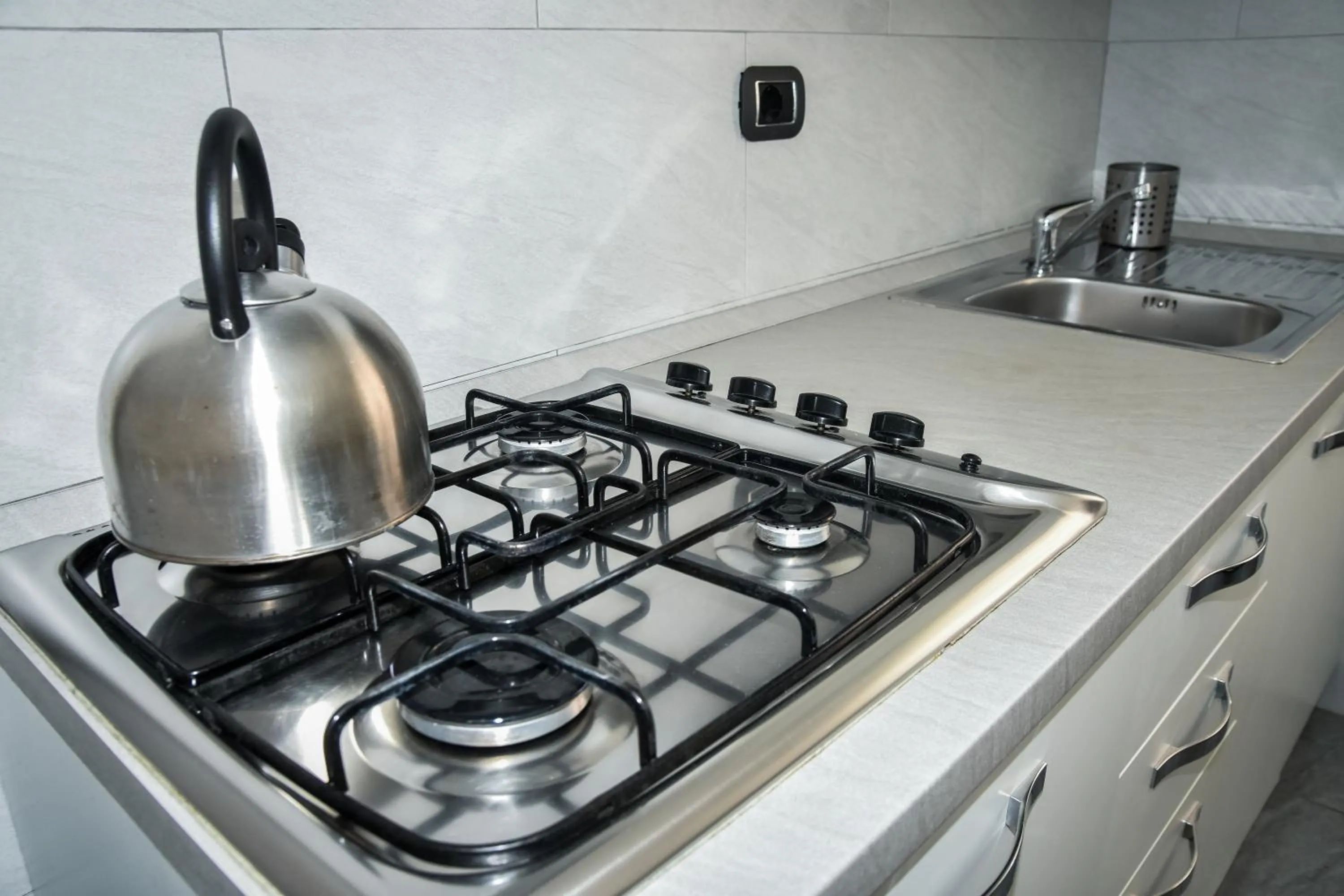 Kitchen or kitchenette in Affittacamere Delfo