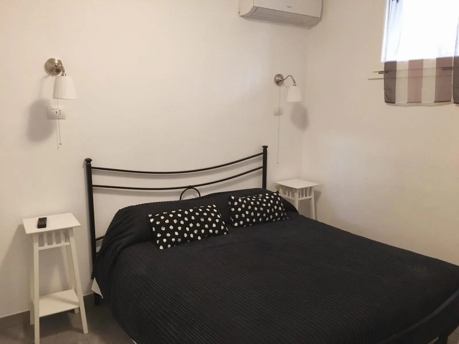 Bedroom, Bed in Affittacamere Delfo