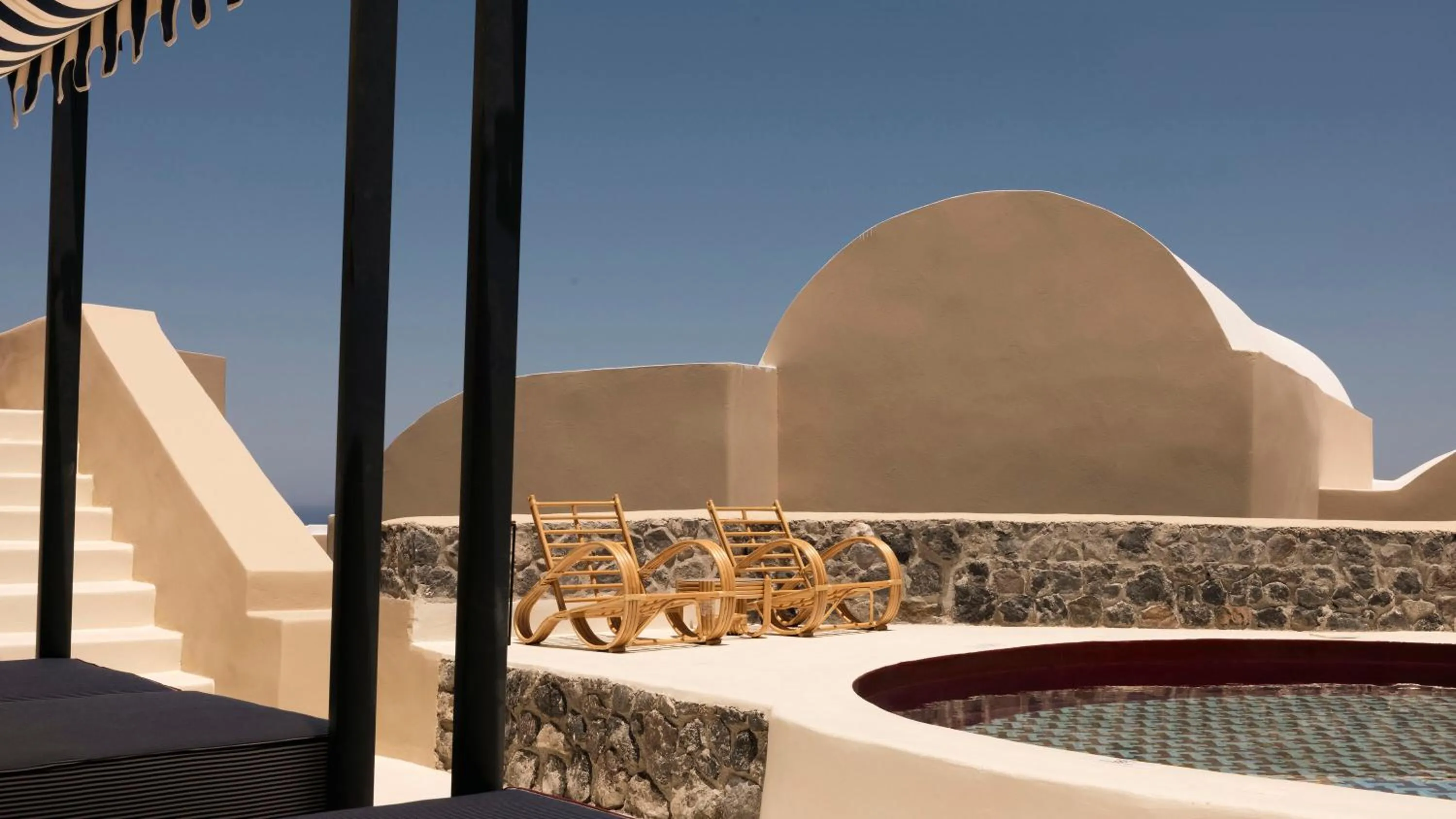 Swimming pool in Neema Maison Finikia Santorini