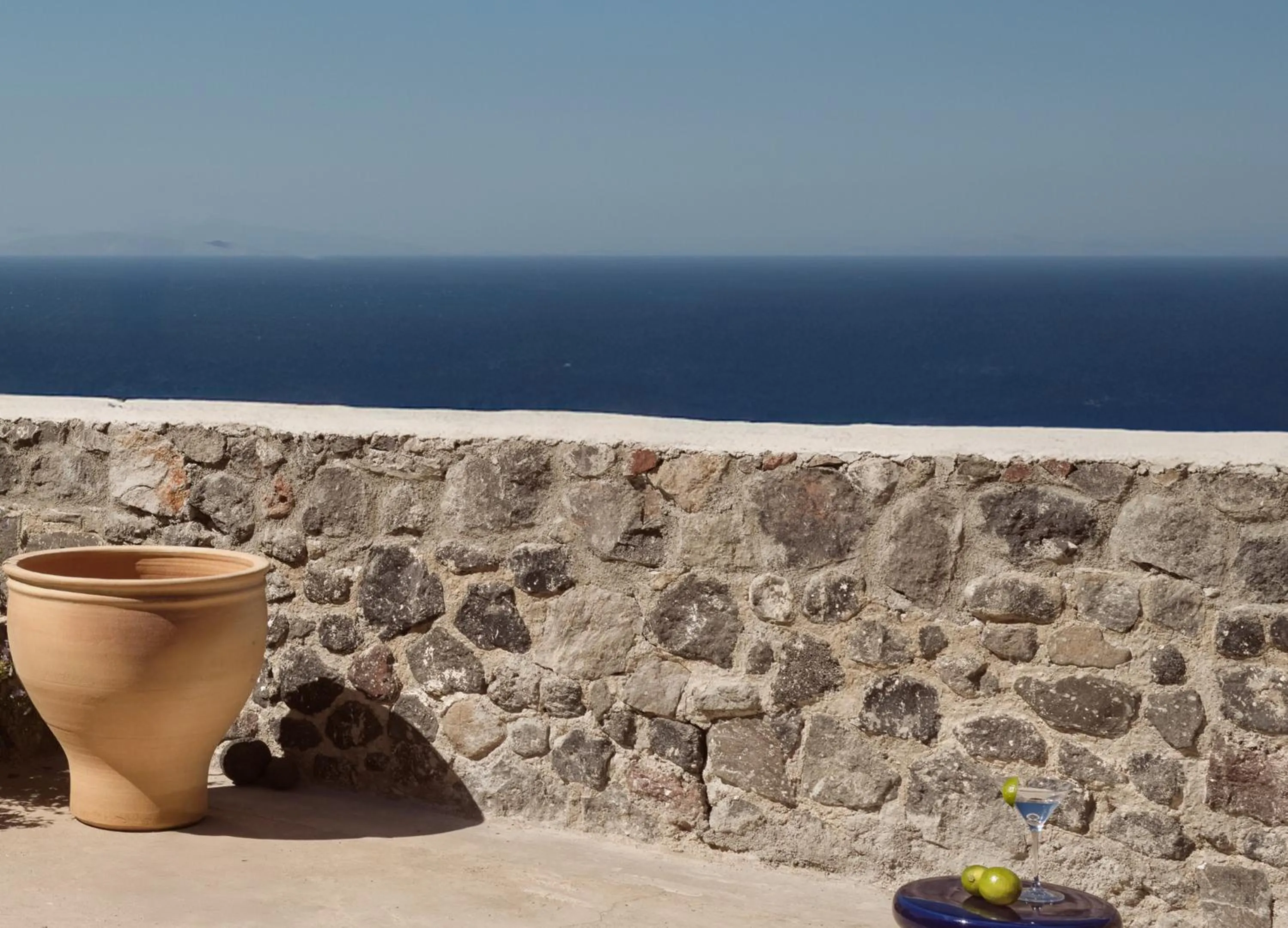 Sea view in Neema Maison Finikia Santorini