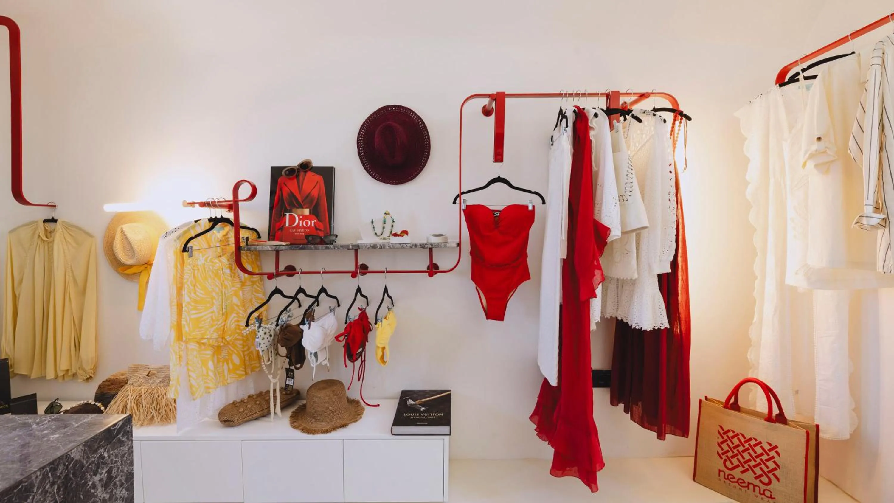 On-site shops in Neema Maison Finikia Santorini