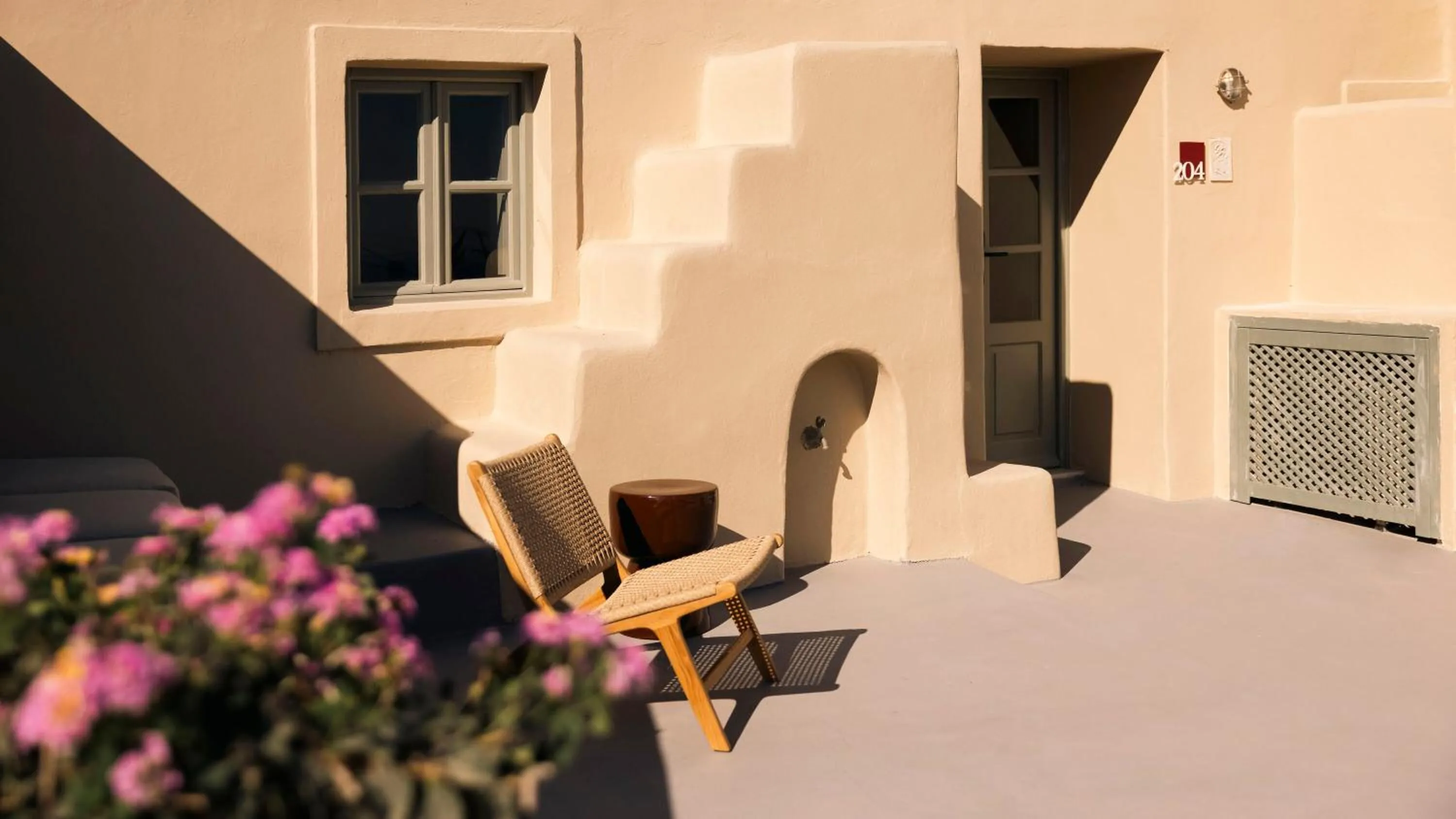Property building in Neema Maison Finikia Santorini