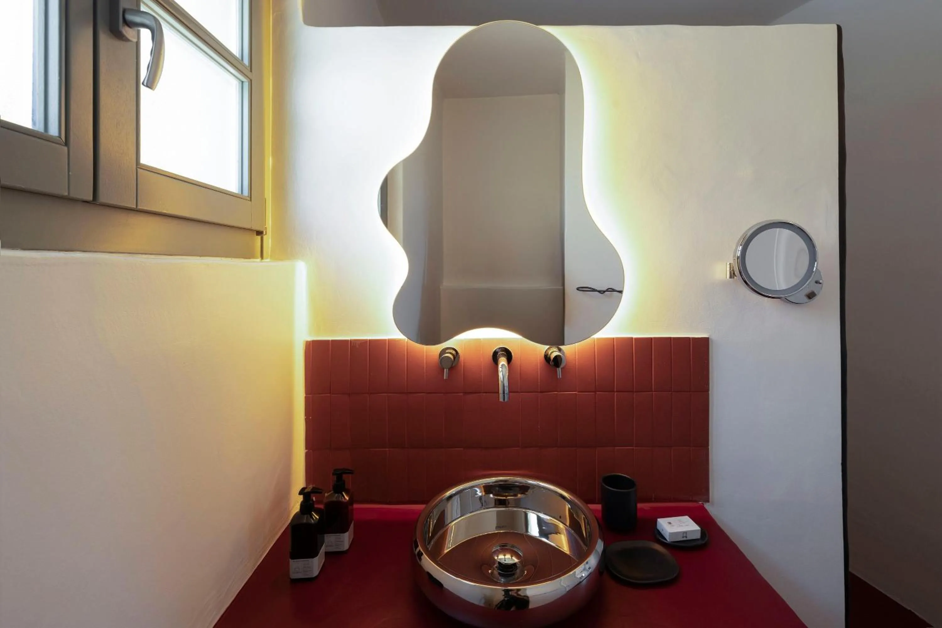 Bathroom in Neema Maison Finikia Santorini