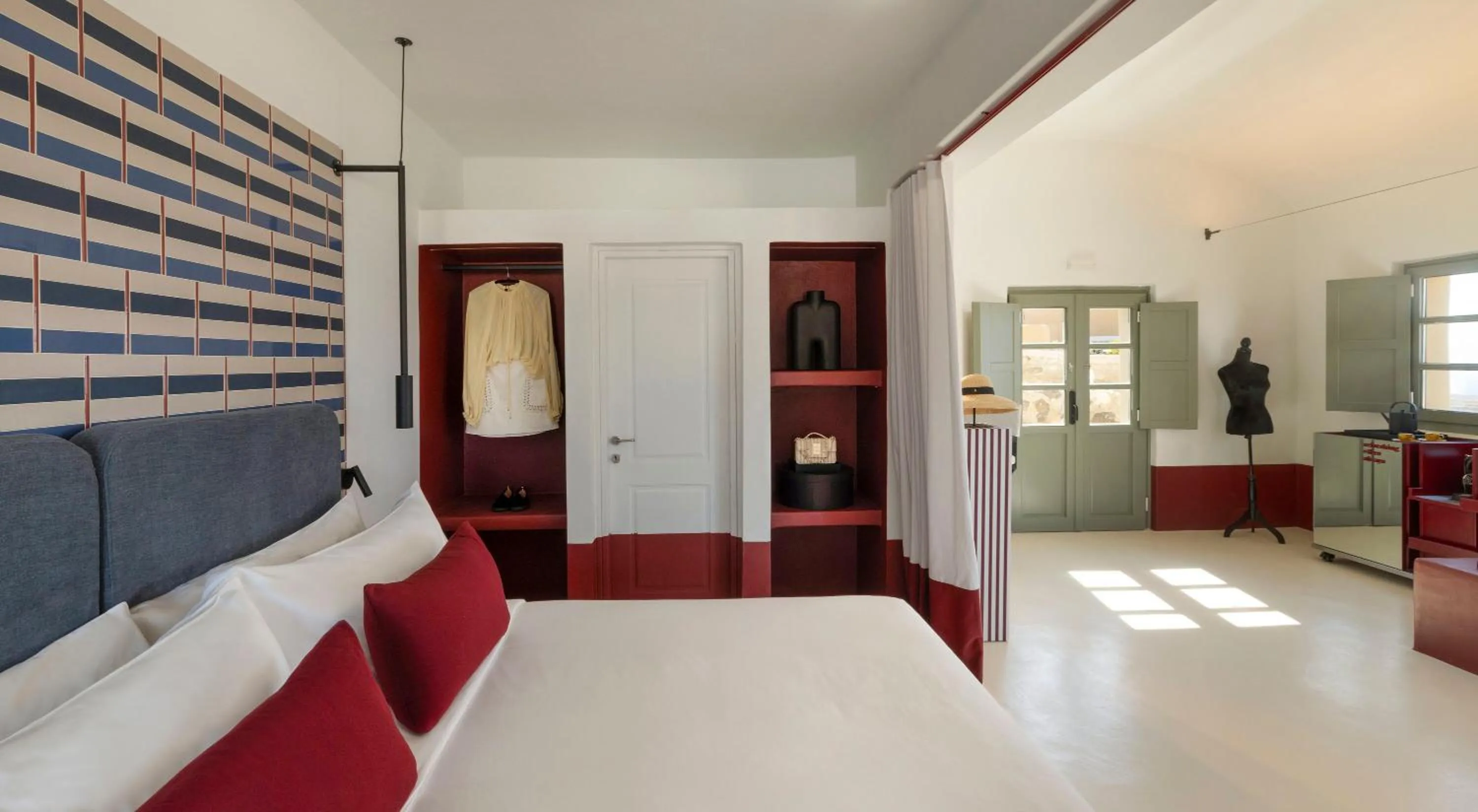 Photo of the whole room in Neema Maison Finikia Santorini