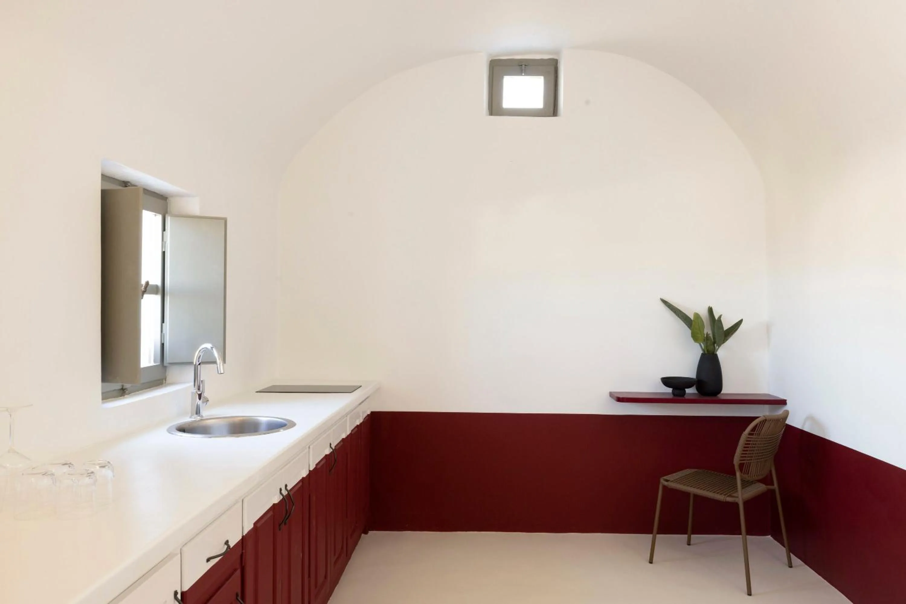 kitchen, Bed in Neema Maison Finikia Santorini