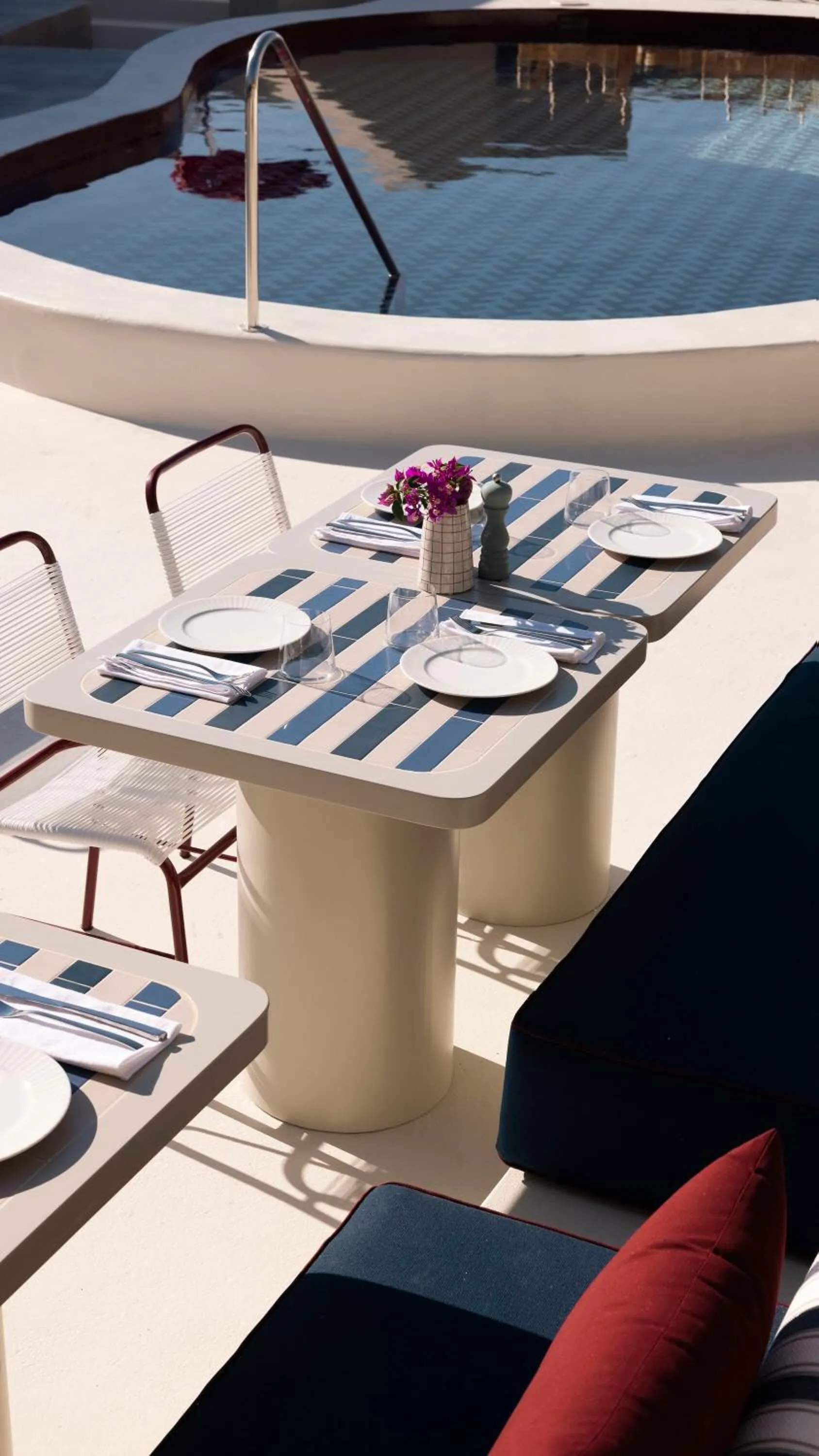 Restaurant/places to eat in Neema Maison Finikia Santorini
