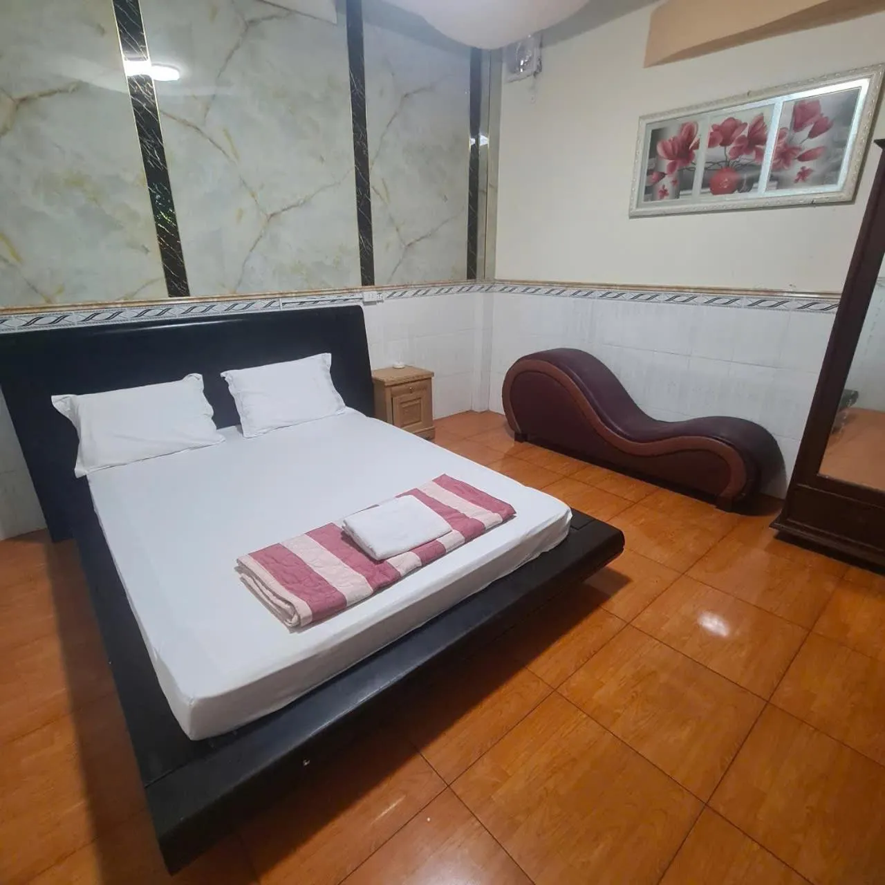 Bed in HONG CUC Hotel