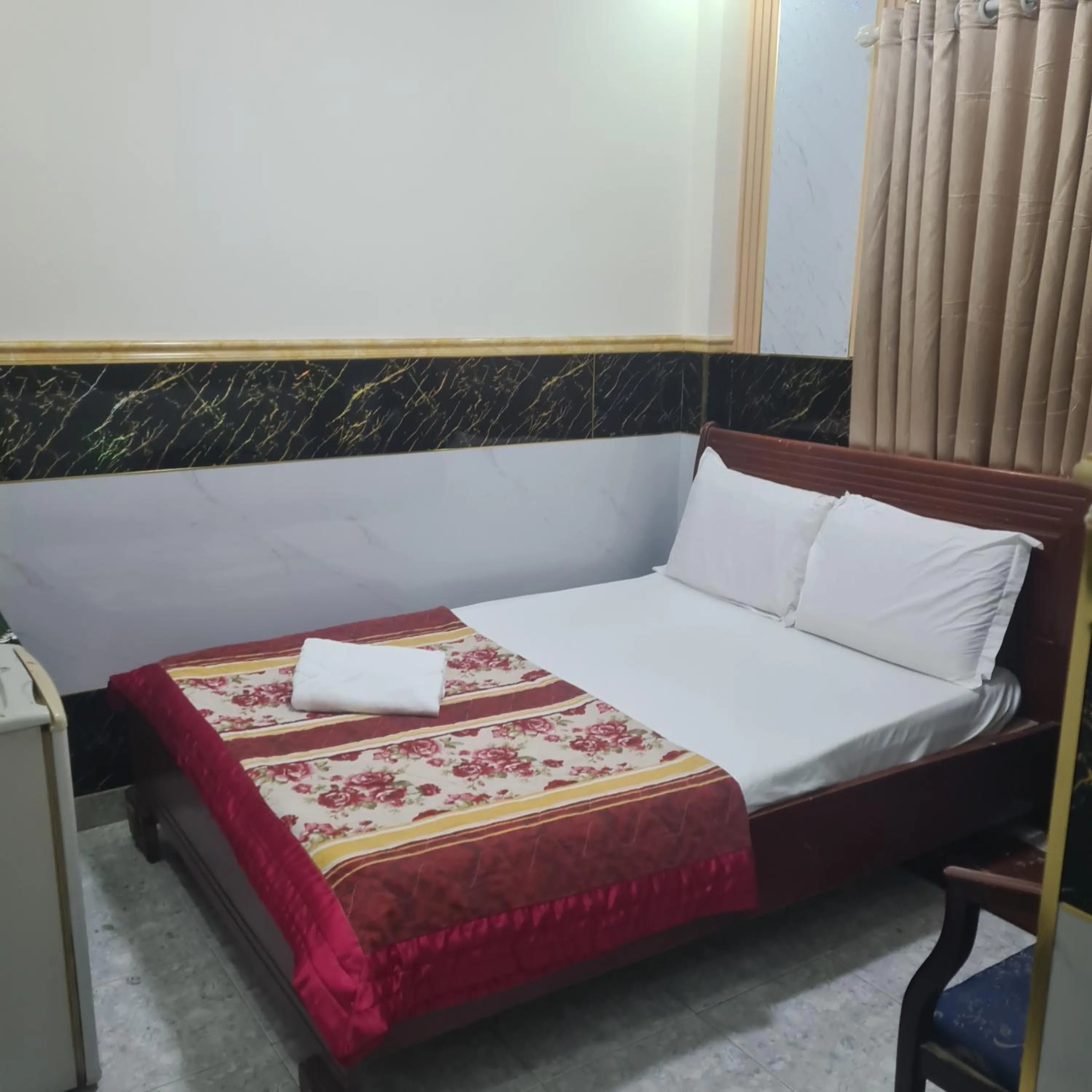 Bed in HONG CUC Hotel