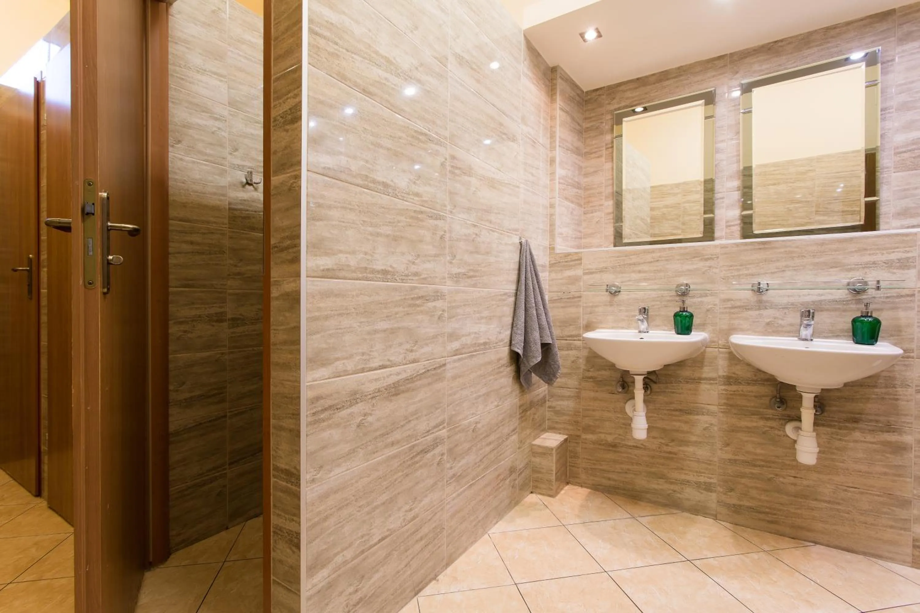 Bathroom in Moon Hostel Warszawa