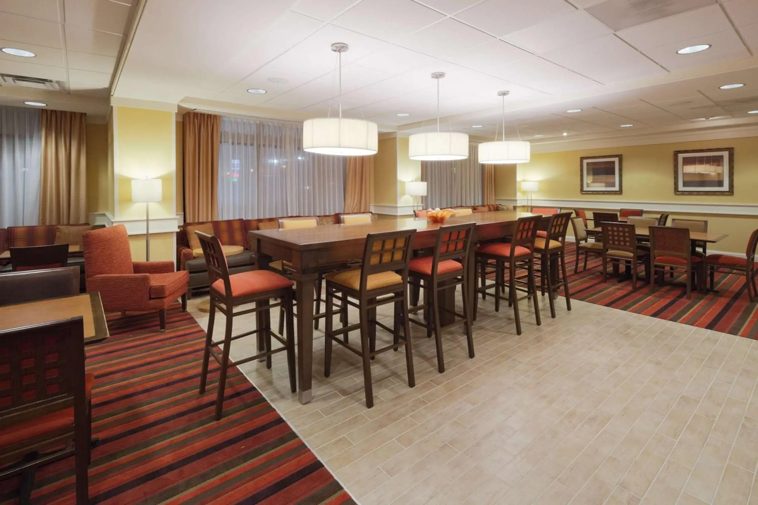 Restaurant/places to eat in Hampton Inn Moss Point Restaurant/places to eat in Hampton Inn Moss Point