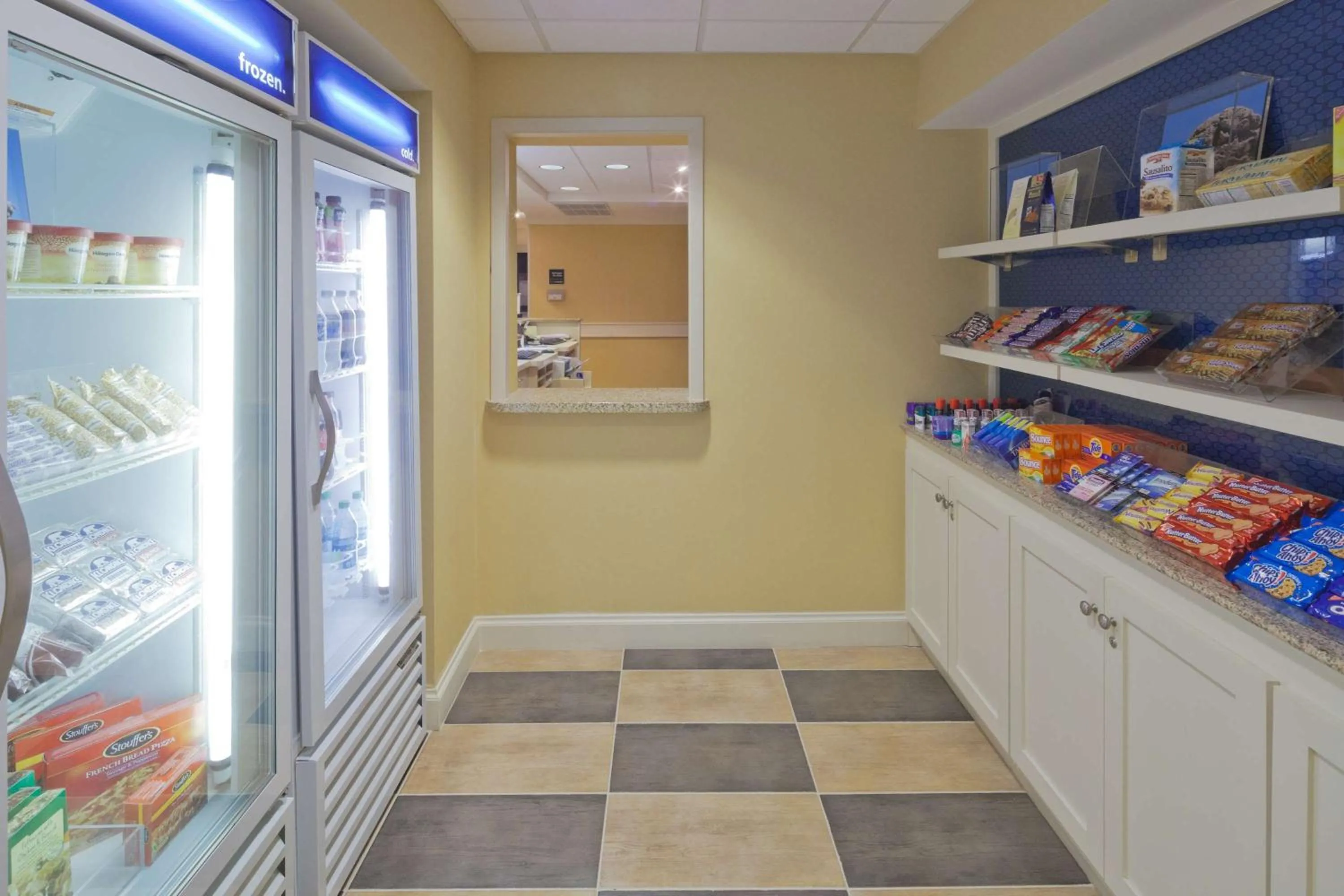 Restaurant/places to eat in Hampton Inn Moss Point