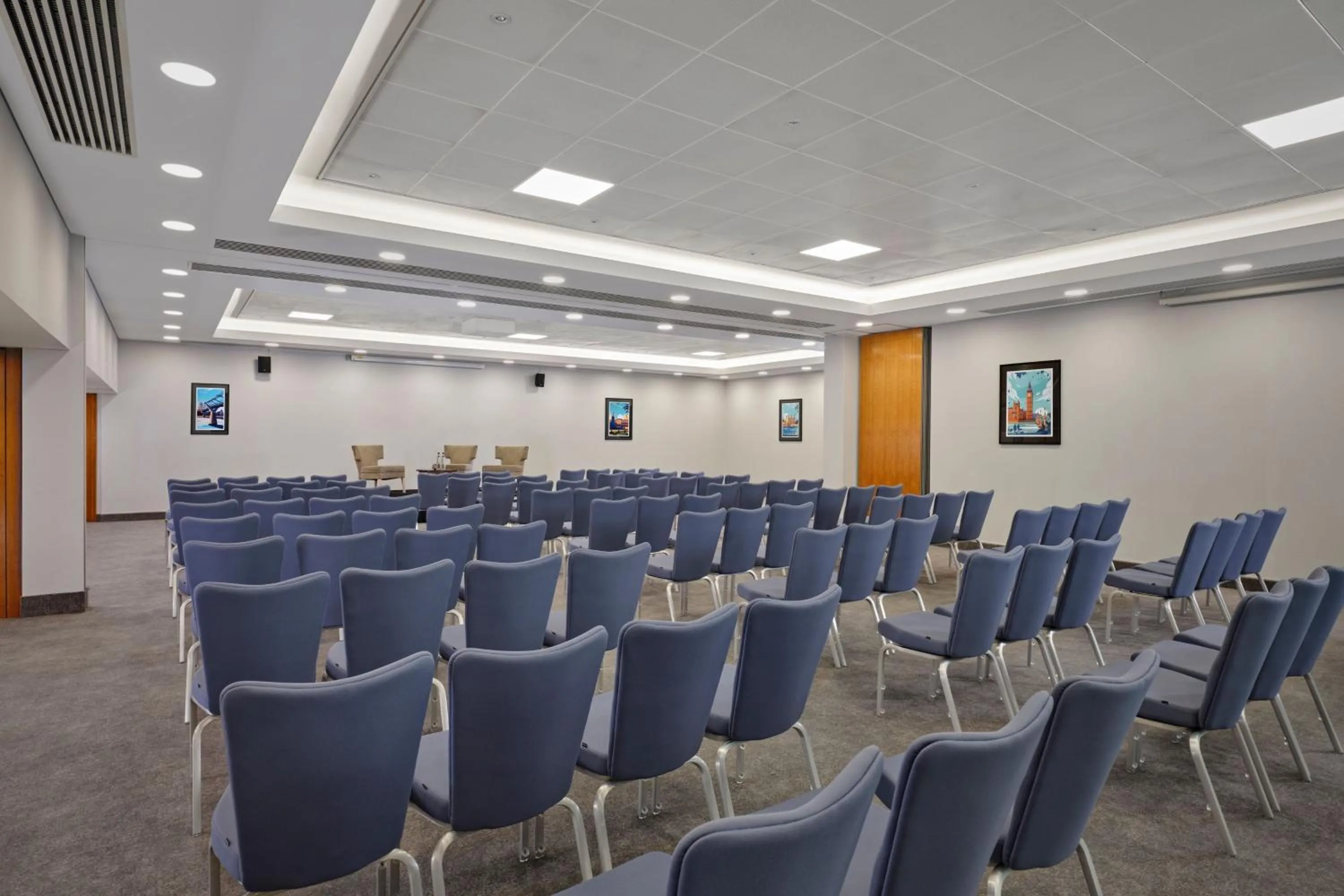Meeting/conference room in Sheraton Heathrow Hotel