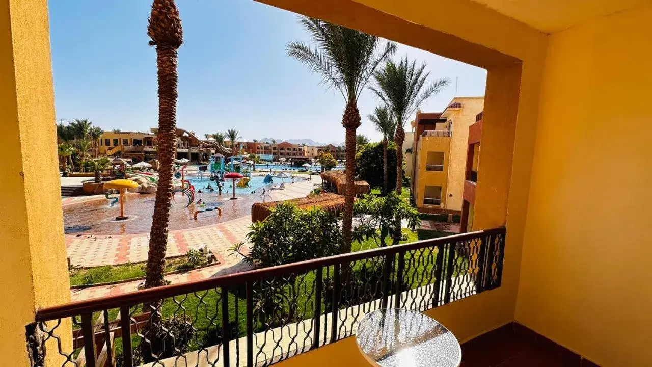 Property building in Regency Plaza Aqua Park and Spa Resort Property building in Regency Plaza Aqua Park and Spa Resort