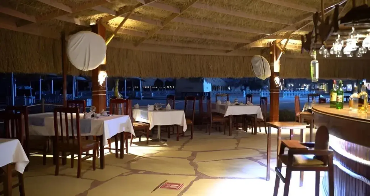 Restaurant/places to eat in Regency Plaza Aqua Park and Spa Resort Restaurant/places to eat in Regency Plaza Aqua Park and Spa Resort