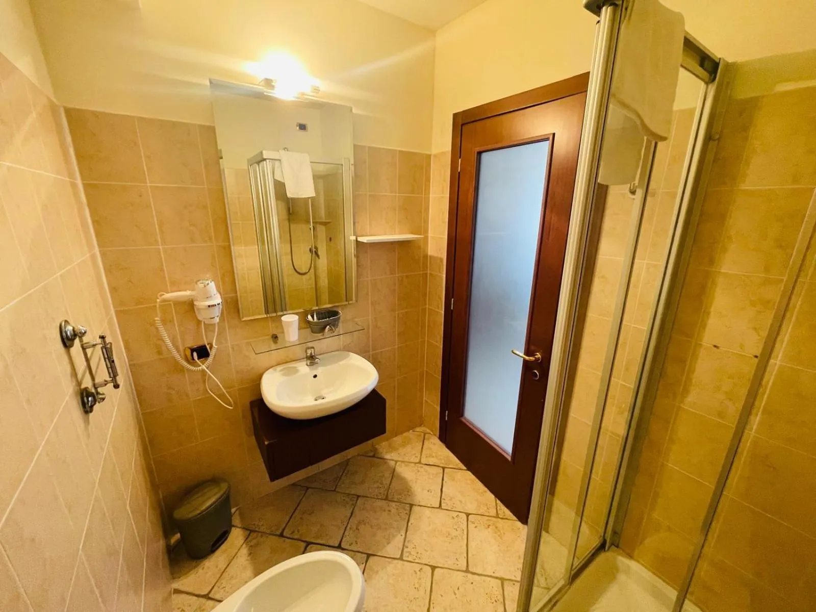 Bathroom in Hotel Grotto Bagat