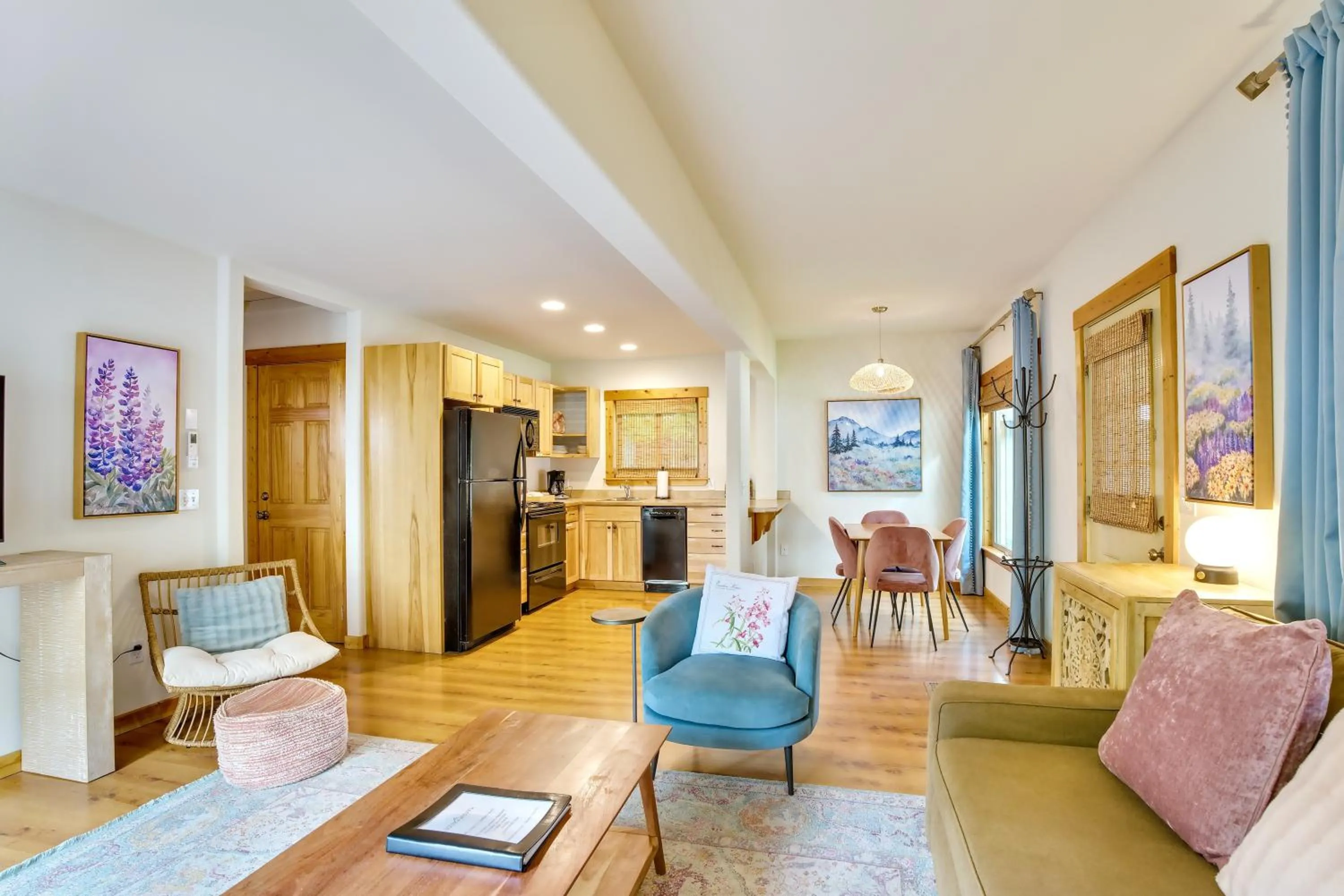 Kitchen or kitchenette in Obertal Inn