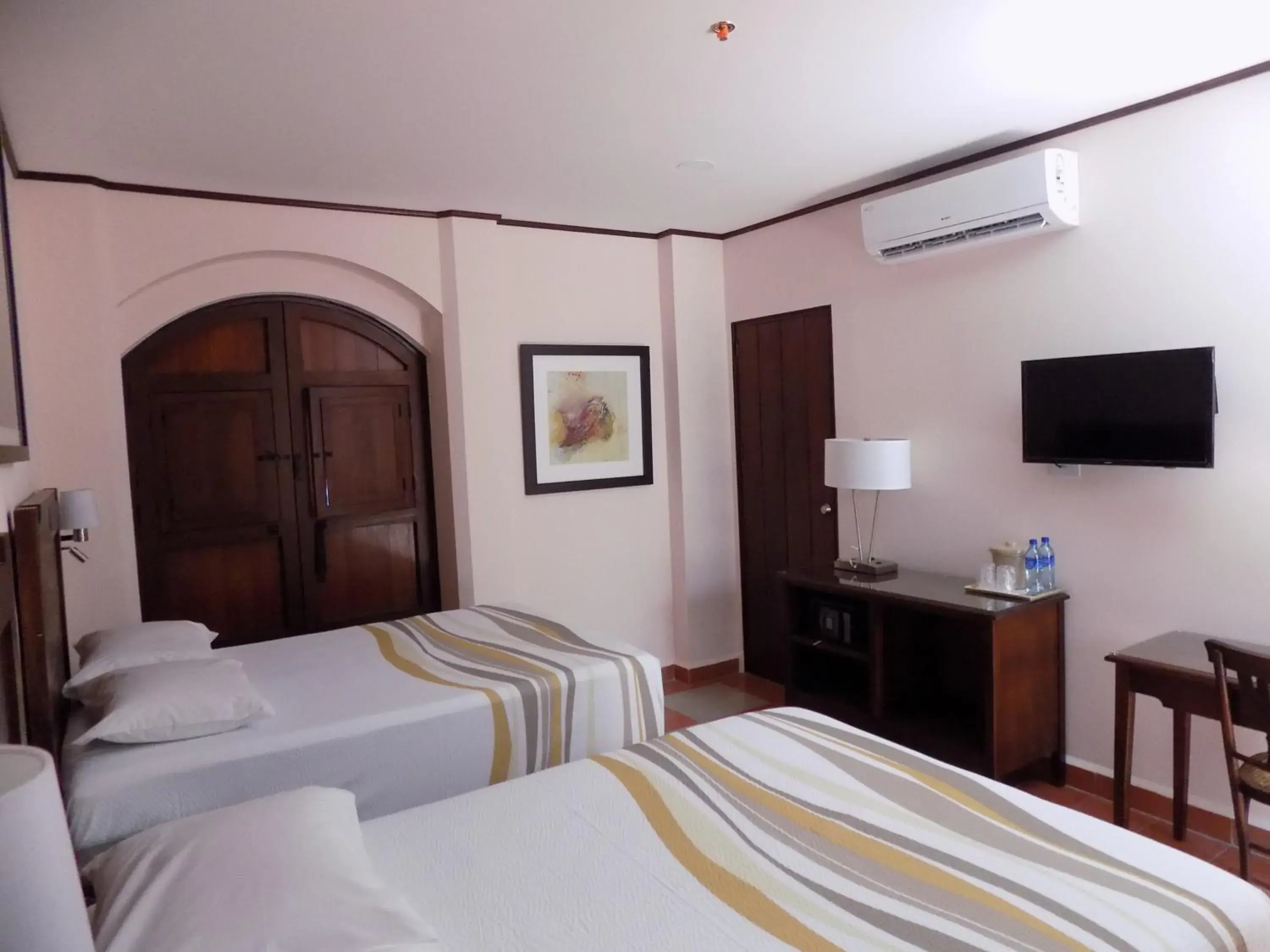 Standard Double Room with Two Double Beds - single occupancy in Hotel La Recolección Standard Double Room with Two Double Beds - single occupancy in Hotel La Recolección