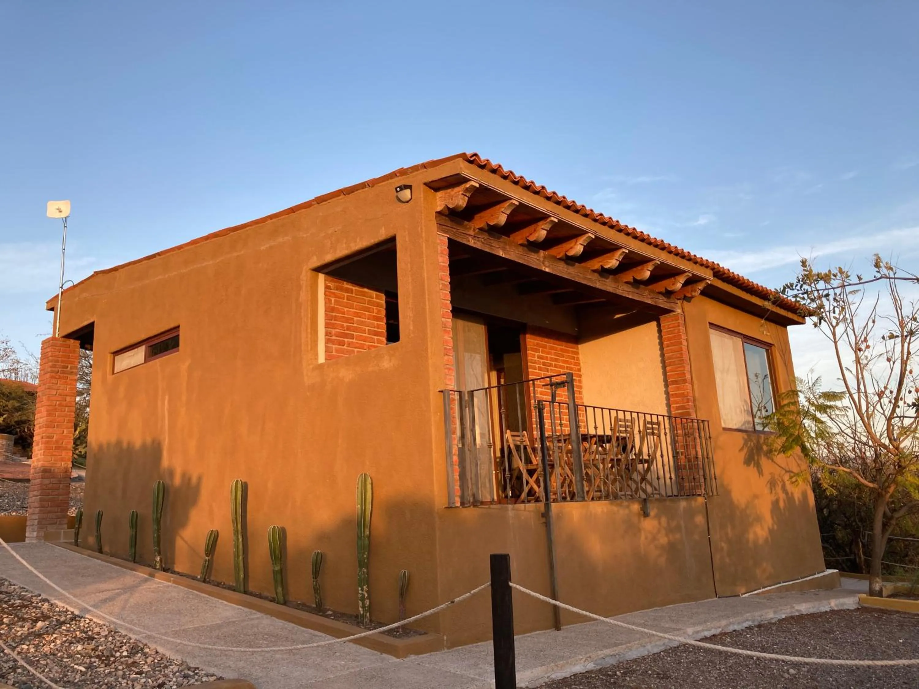 Property building in Gran Despertar El Faro