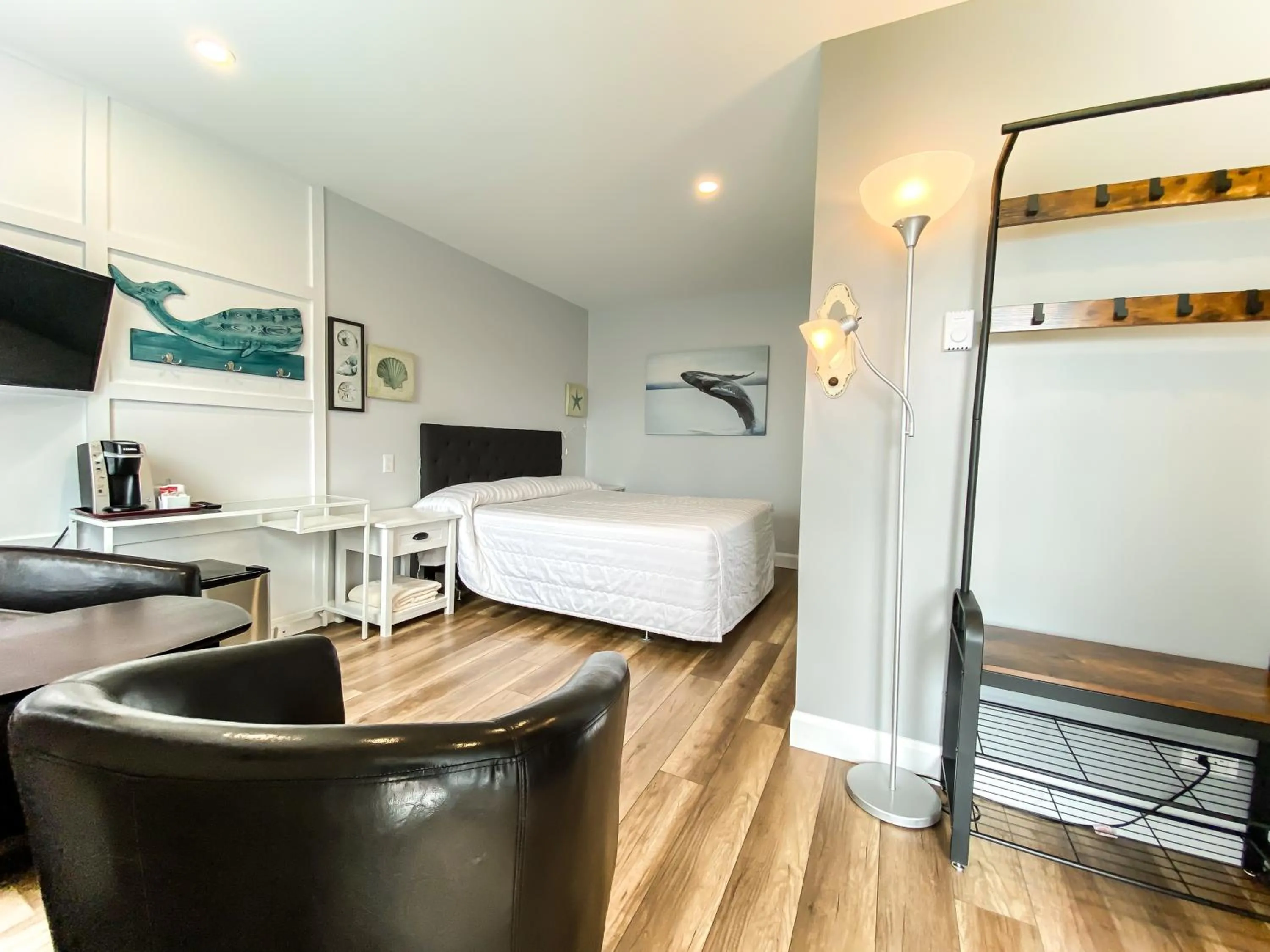 Motel Queen Room  in Hôtel Motel Le Beluga