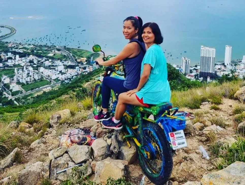 Hiking in Bondi Backpackers Nhatrang