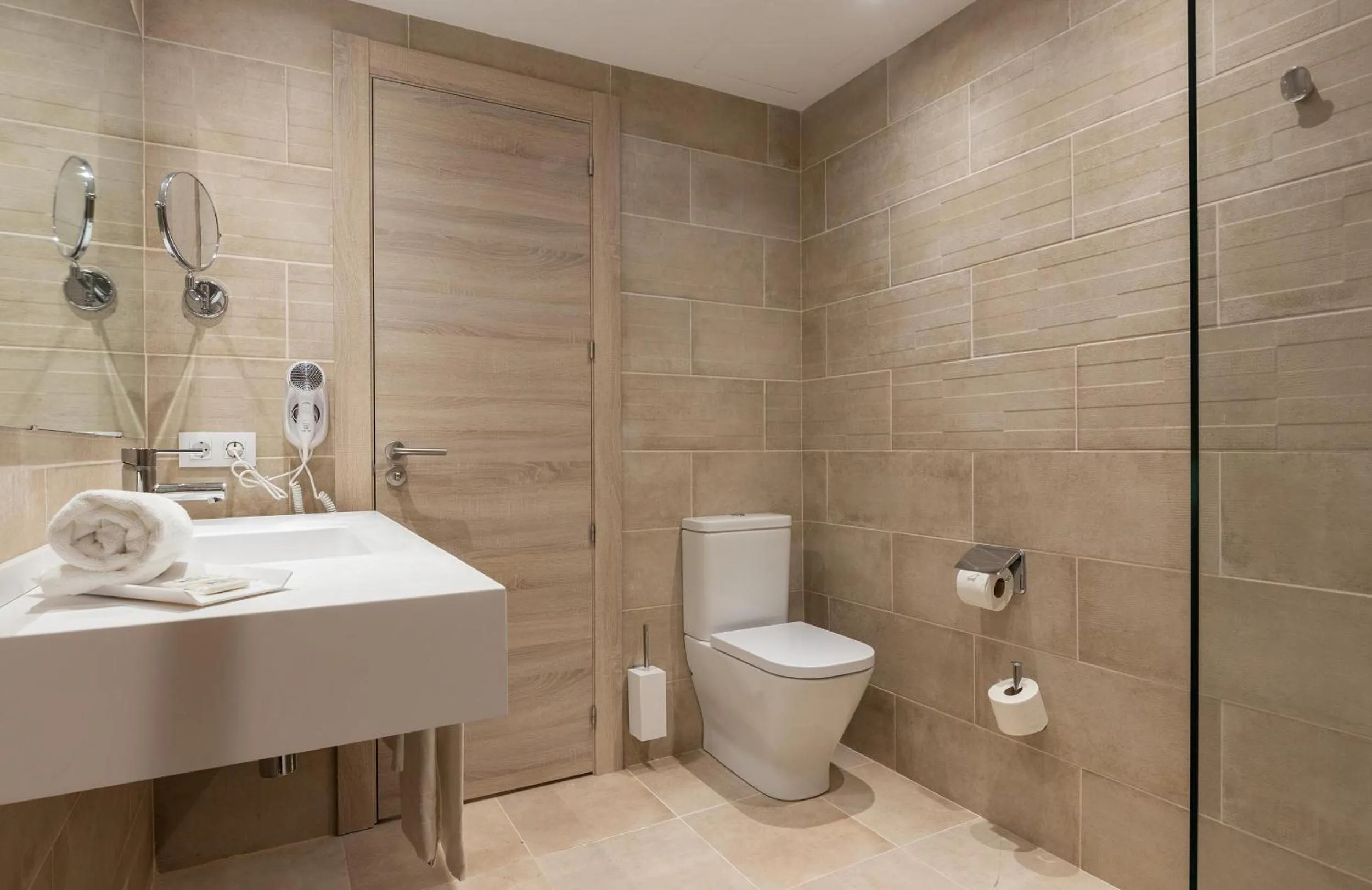 Shower in Hotel Palia Puerto del Sol 3 Sup