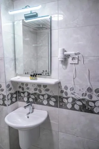 Mustis Royal Plaza Hotel
