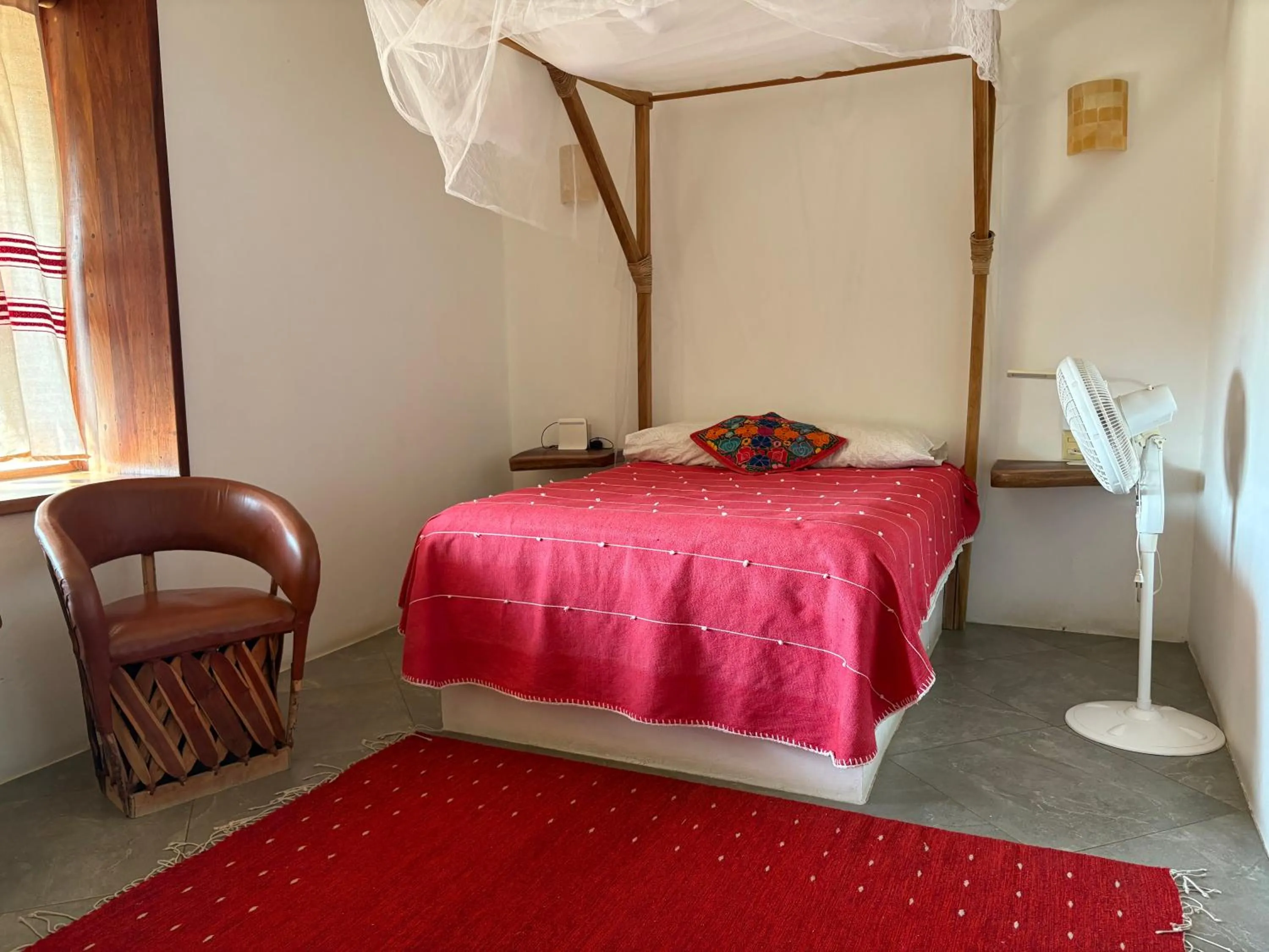 Bedroom, Bed in Zazil Retreat