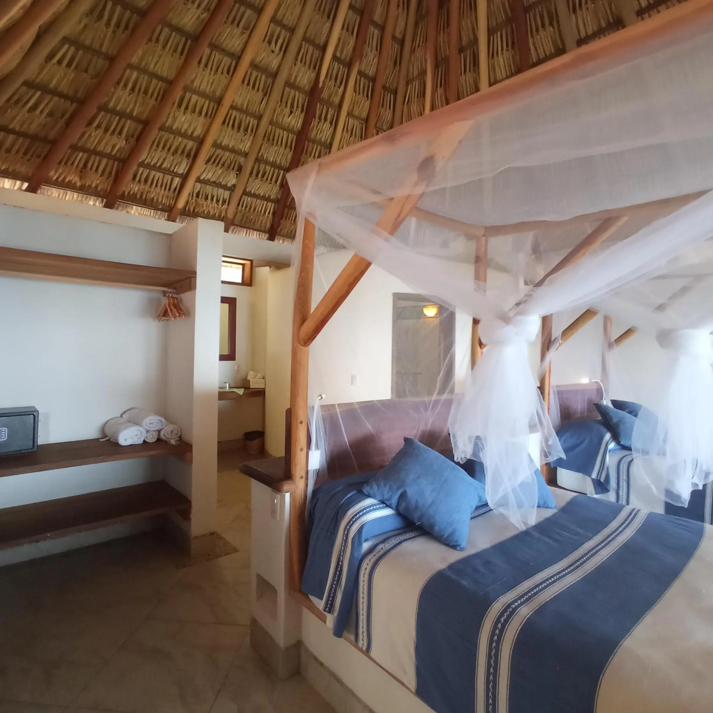 Bedroom, Bed in Zazil Retreat