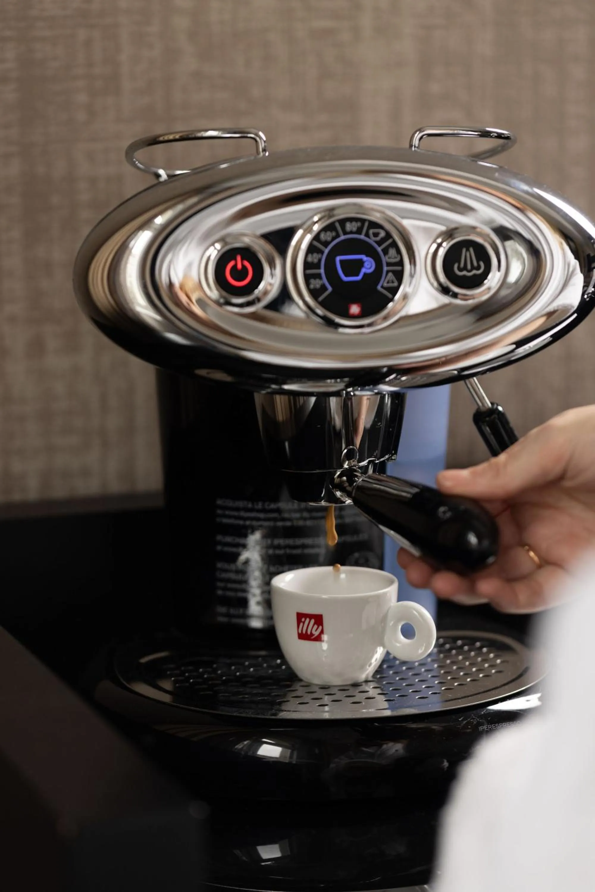 Coffee/tea facilities in 60 Hyde Park Gate Hotel