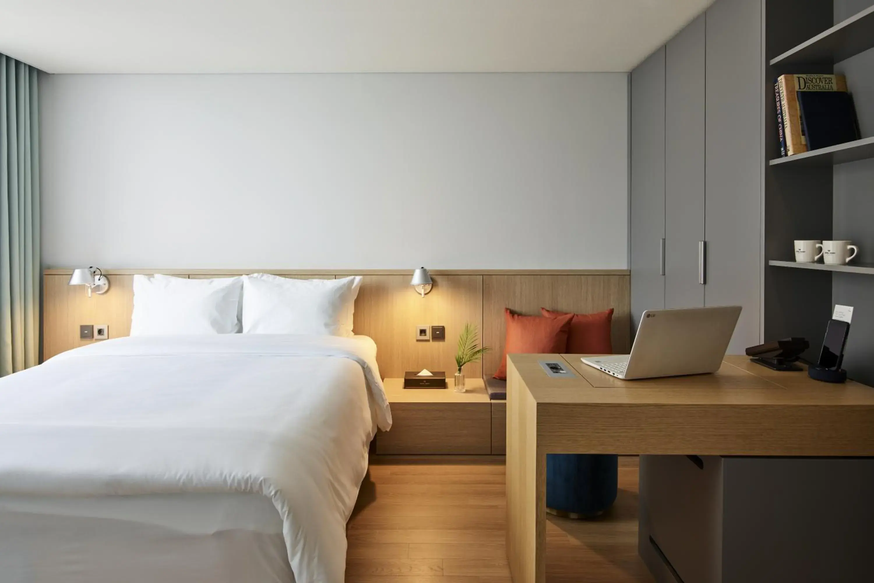 Bedroom, Bed in Hotel NewV Bedroom, Bed in Hotel NewV