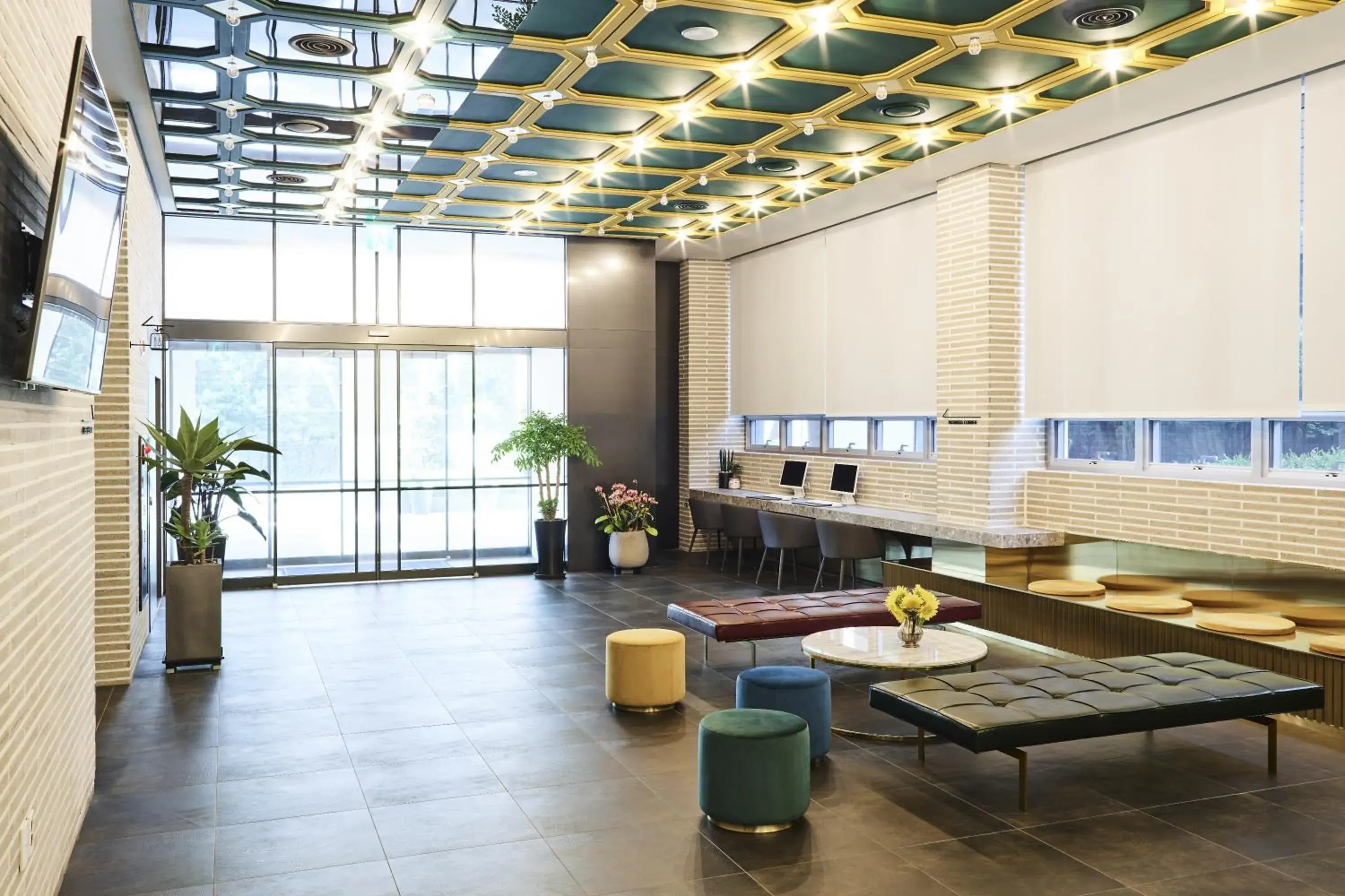 Lobby or reception in Hotel NewV Lobby or reception in Hotel NewV