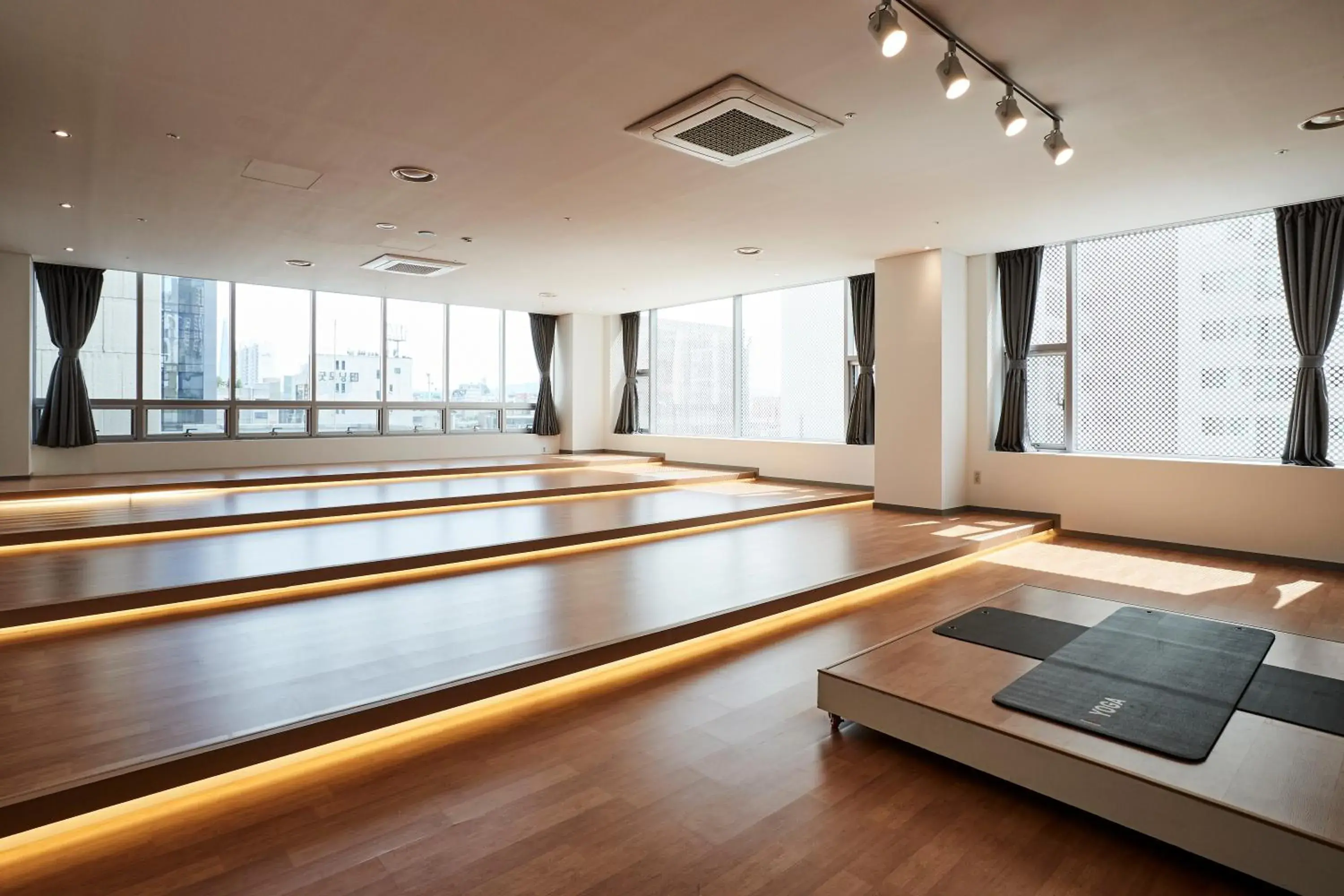 Fitness centre/facilities in Hotel NewV Fitness centre/facilities in Hotel NewV