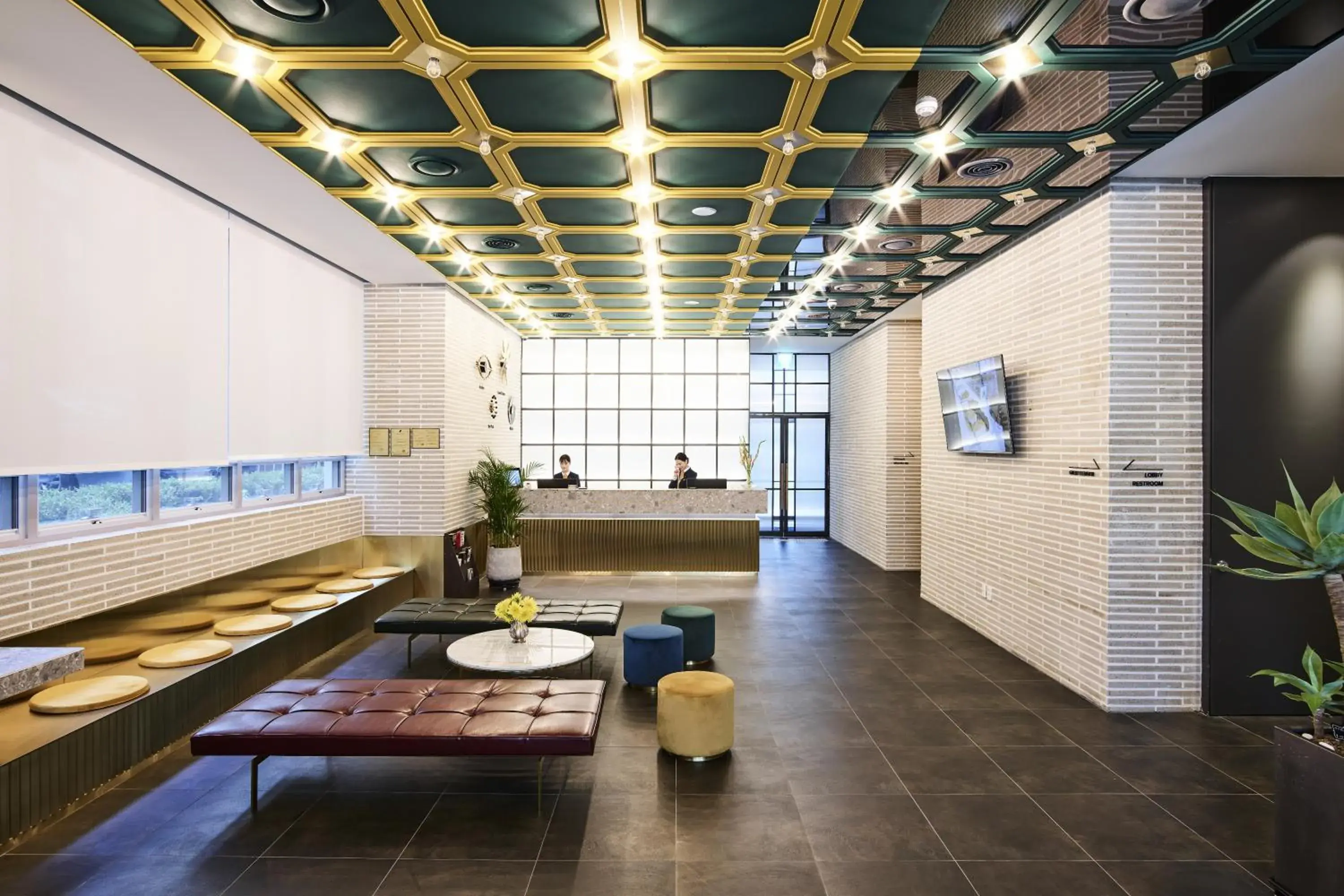 Lobby or reception in Hotel NewV Lobby or reception in Hotel NewV