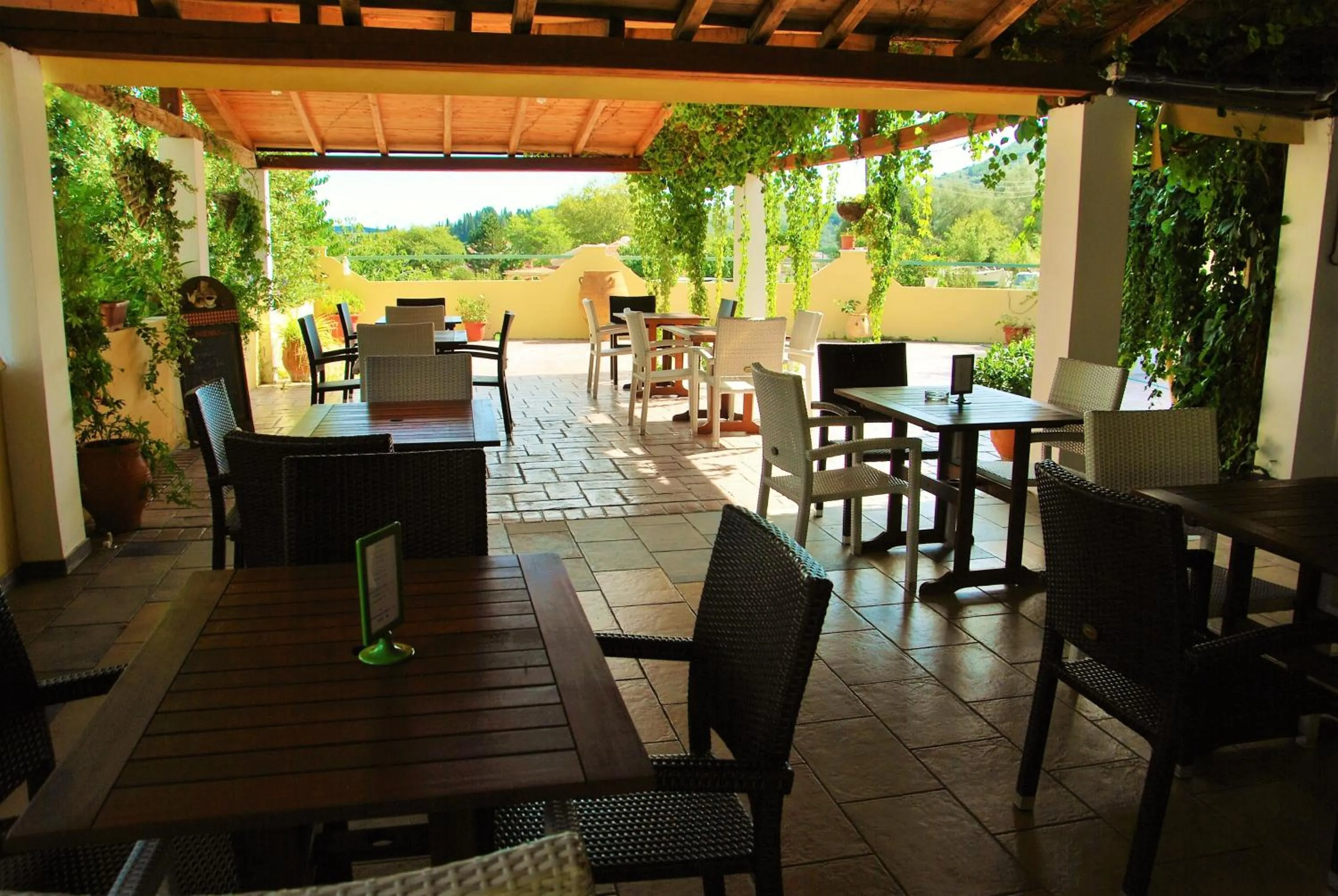 Restaurant/places to eat in Corfu Pearl