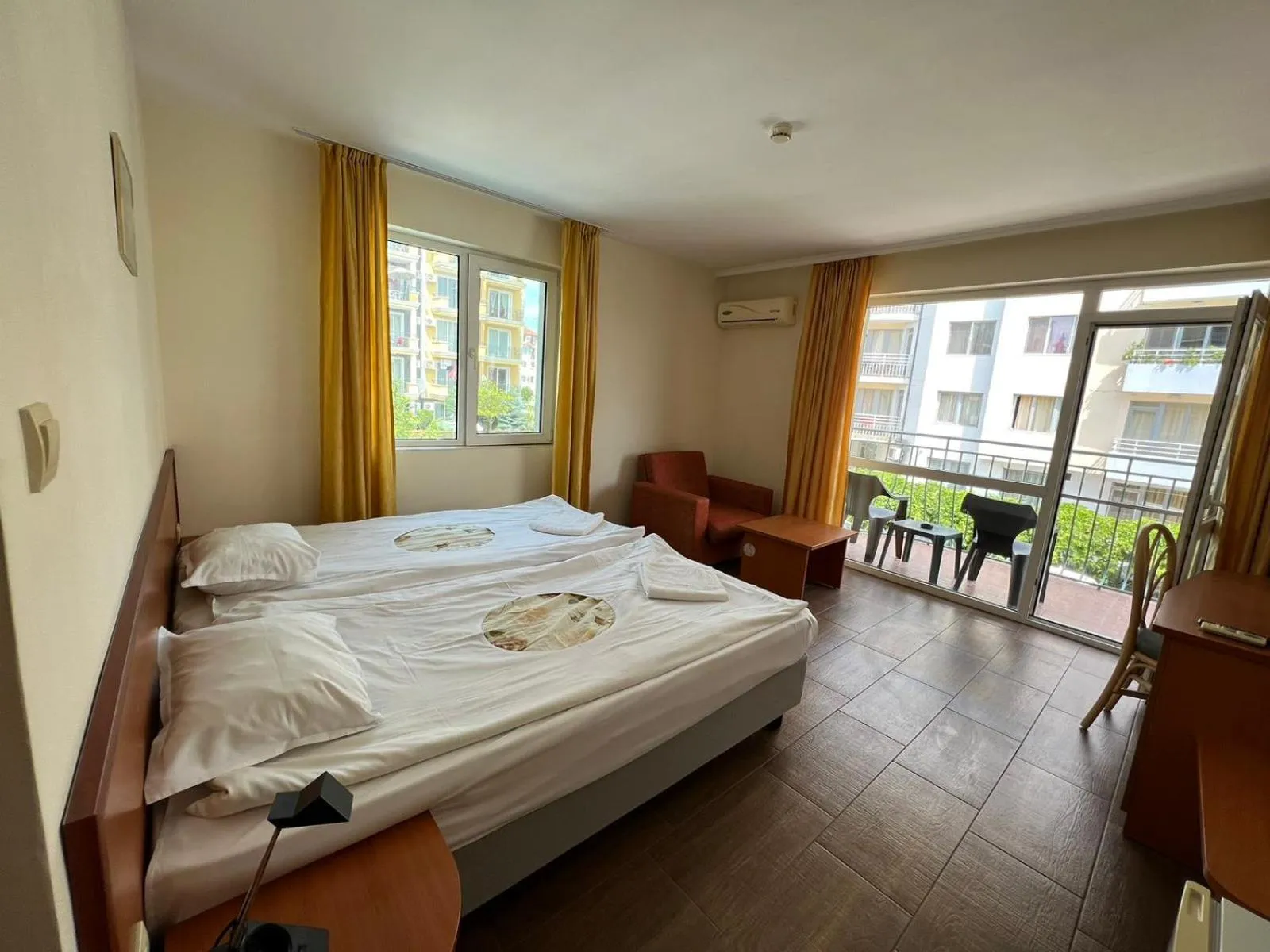 Photo of the whole room, Bed in Family Hotel Romantik