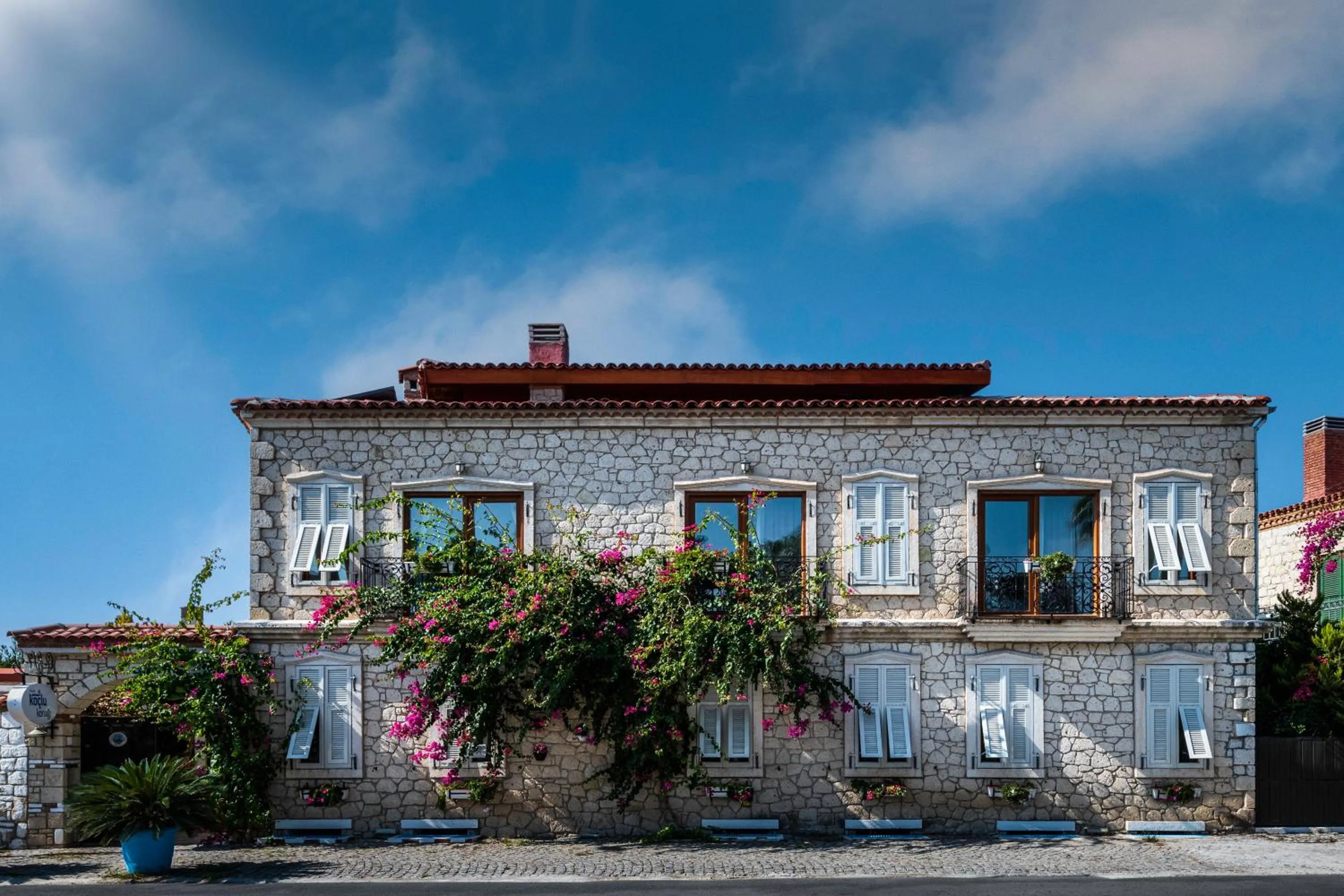 Property building in Alacati Koclu Konagi Hotel