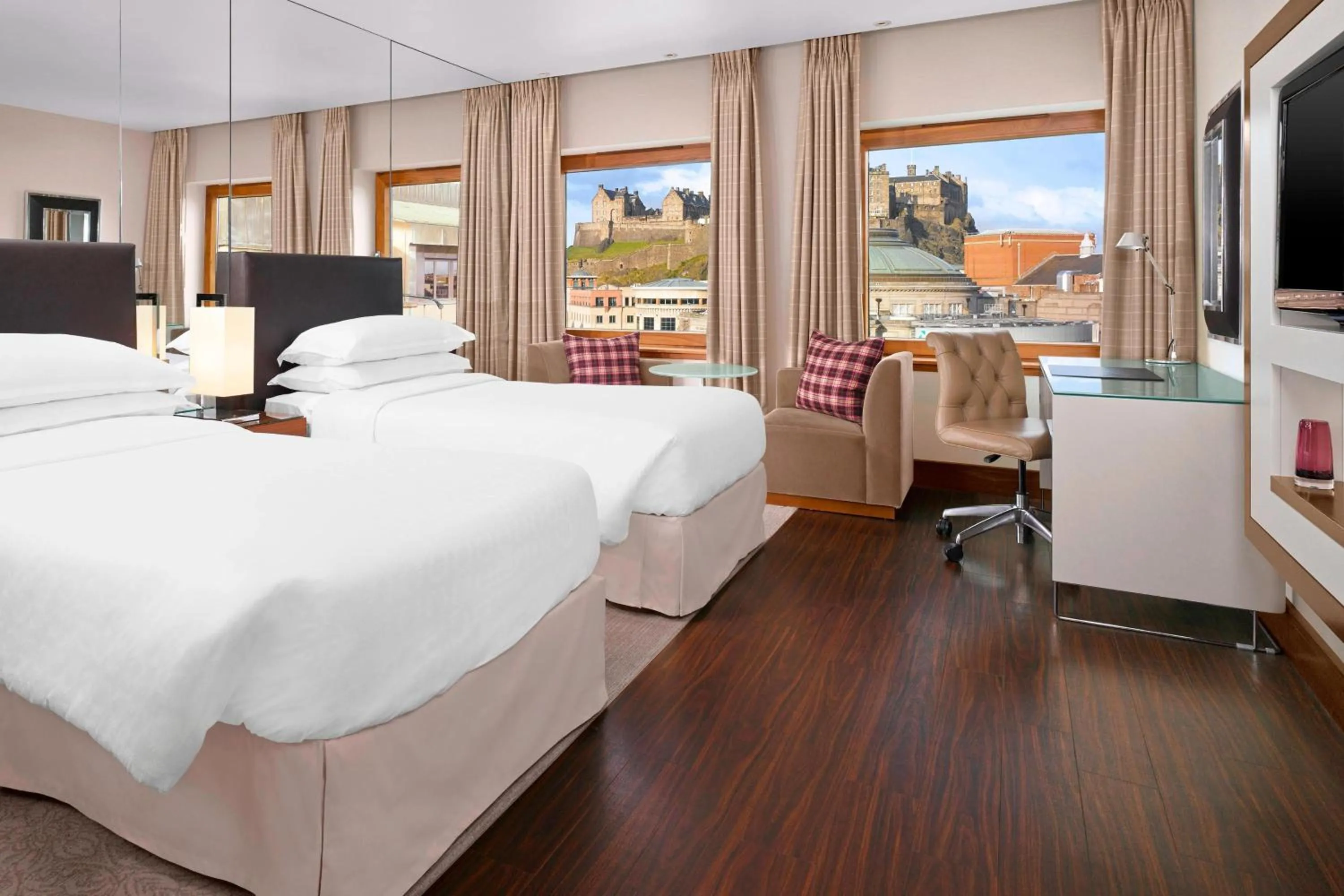 Photo of the whole room, Bed in Sheraton Grand Hotel & Spa