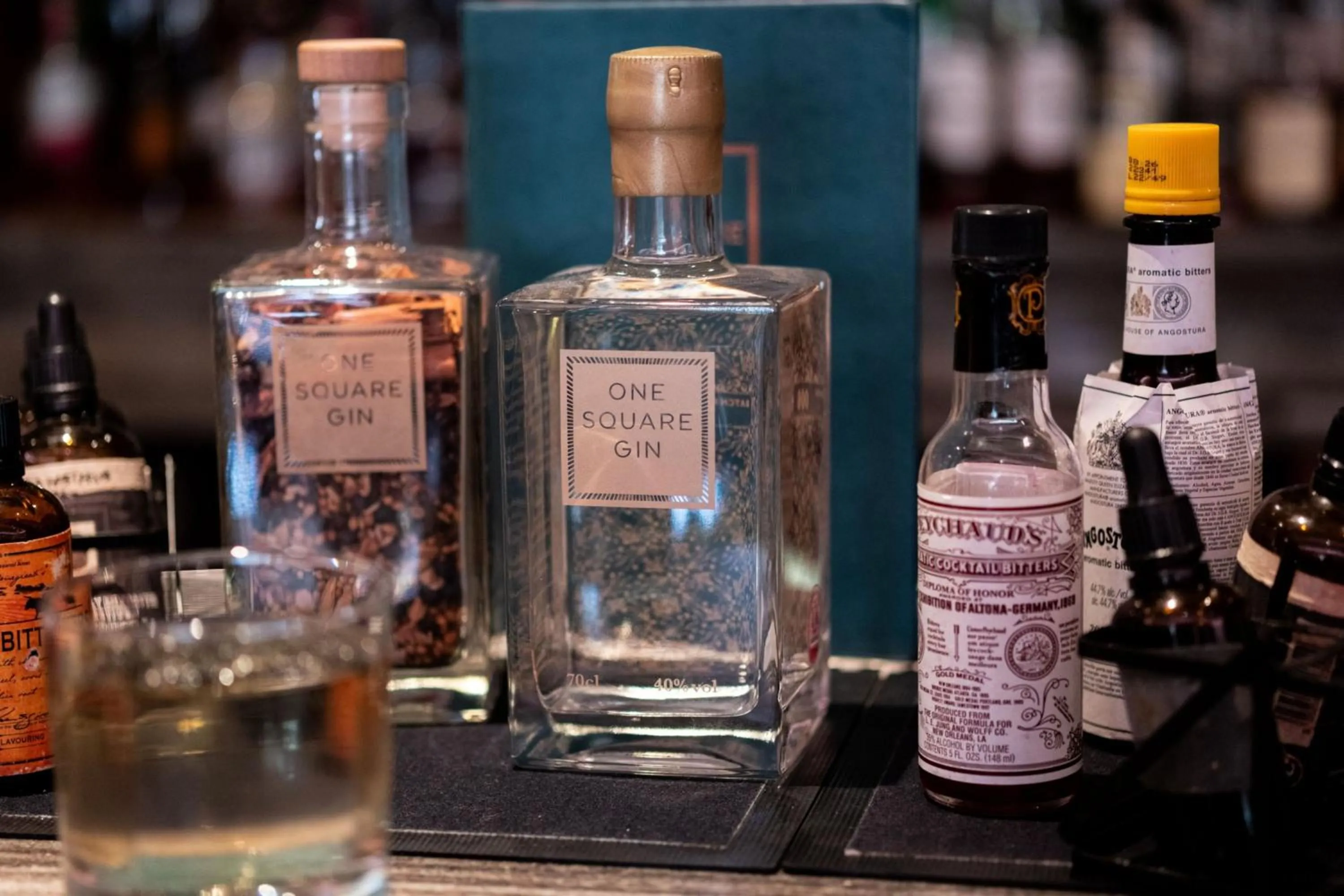 Restaurant/places to eat in Sheraton Grand Hotel & Spa